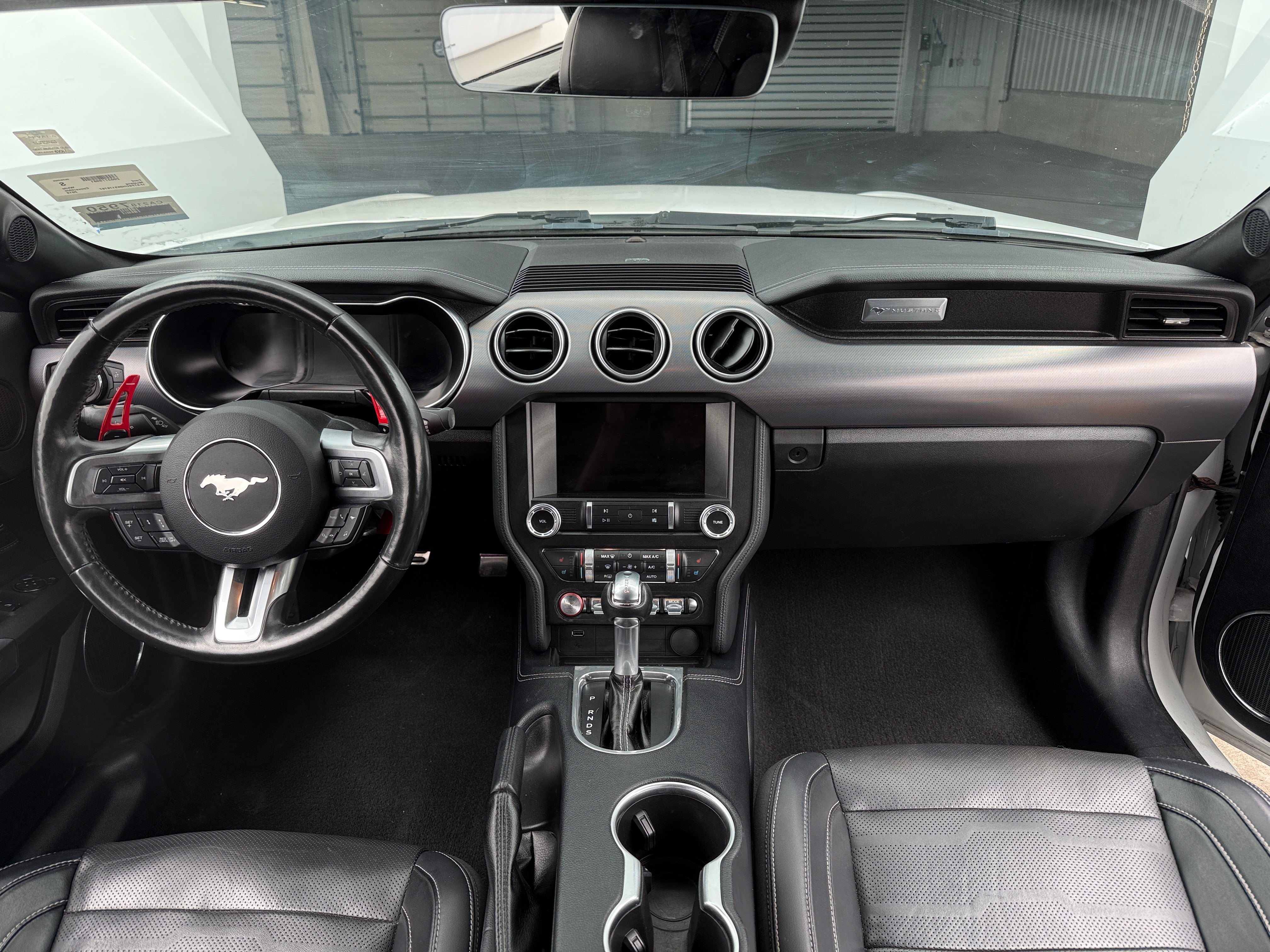 2019 Ford Mustang  2