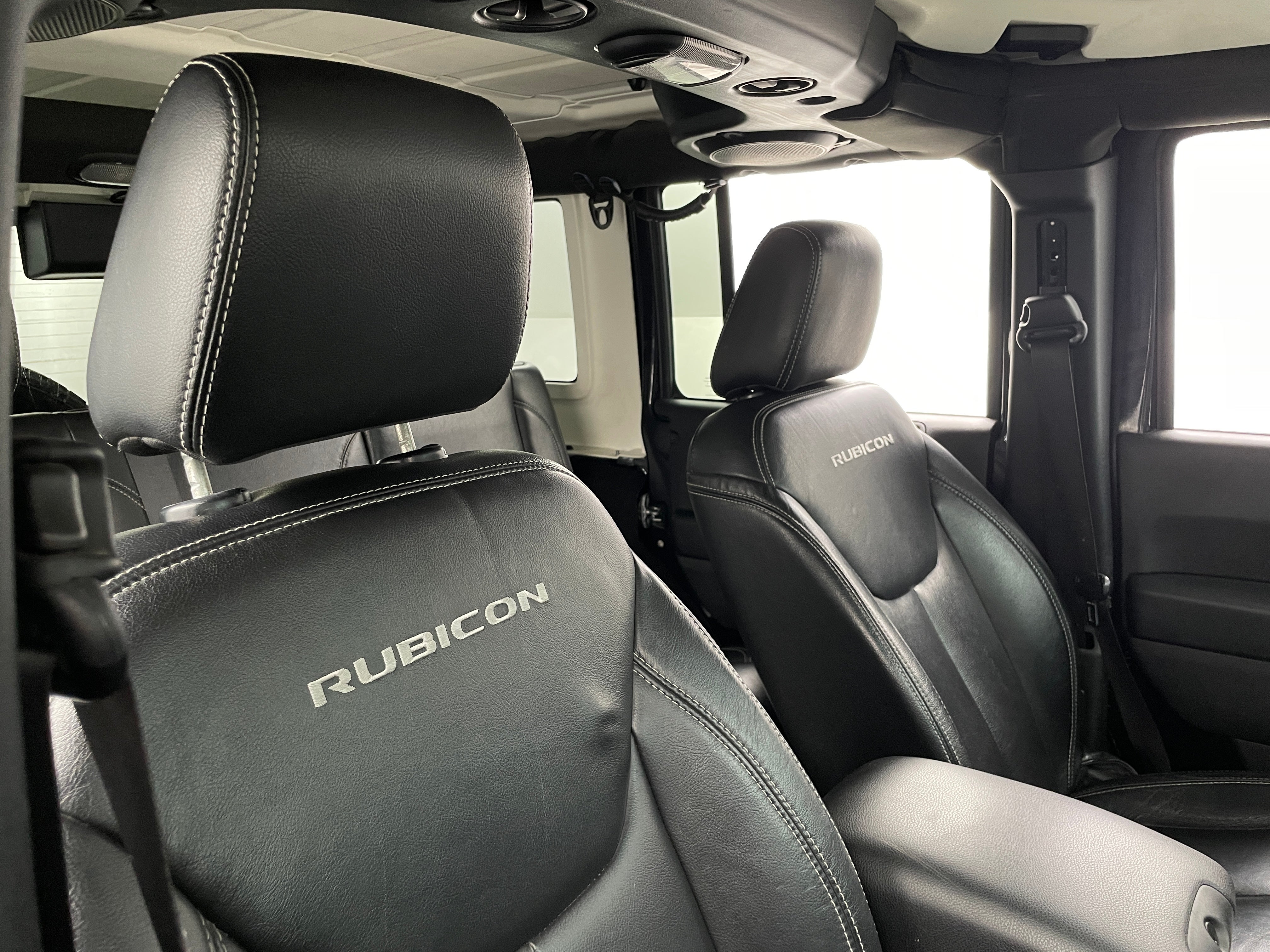 2014 Jeep Wrangler Unlimited Rubicon 2