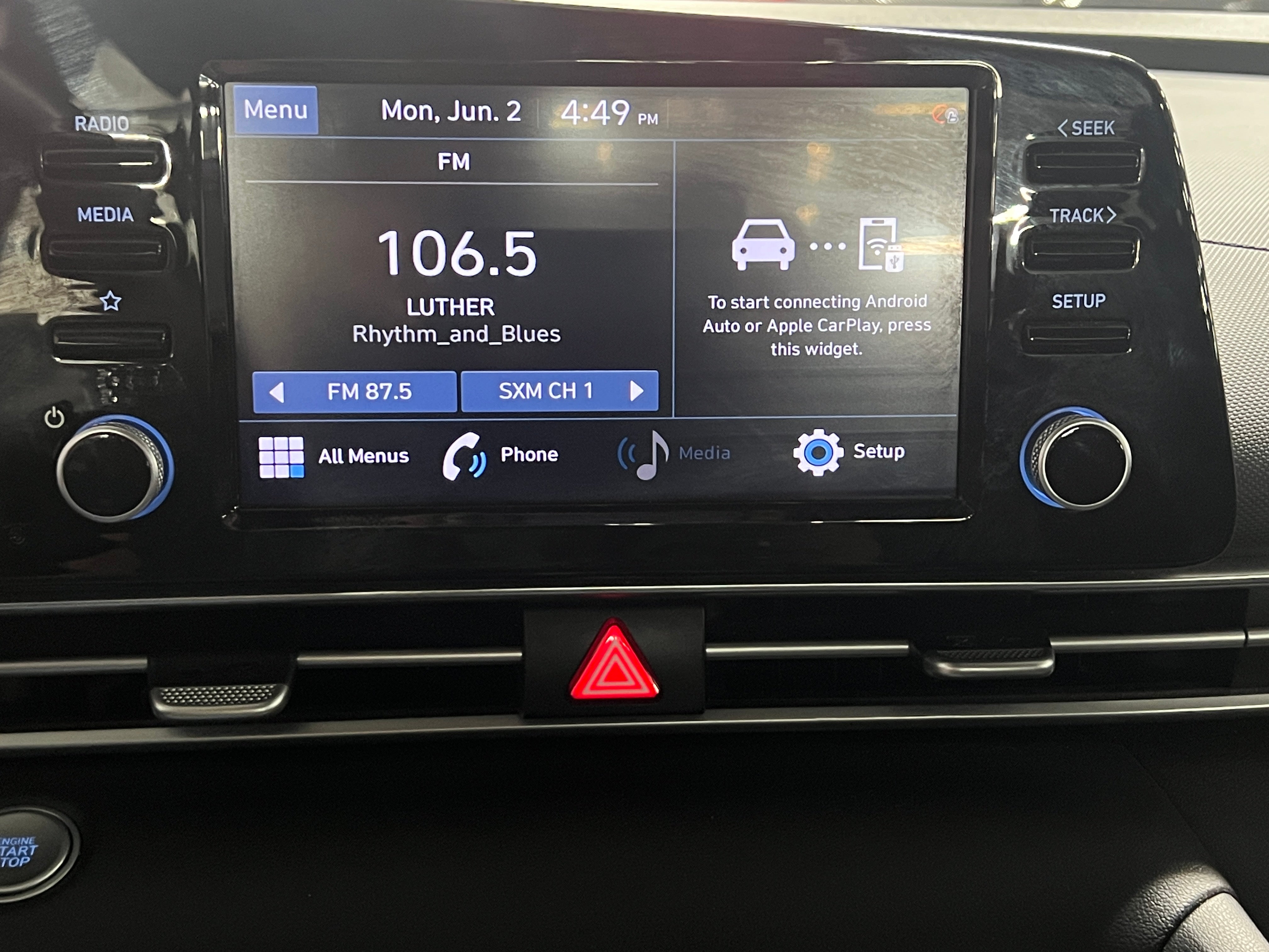 2022 Hyundai Elantra SEL 4