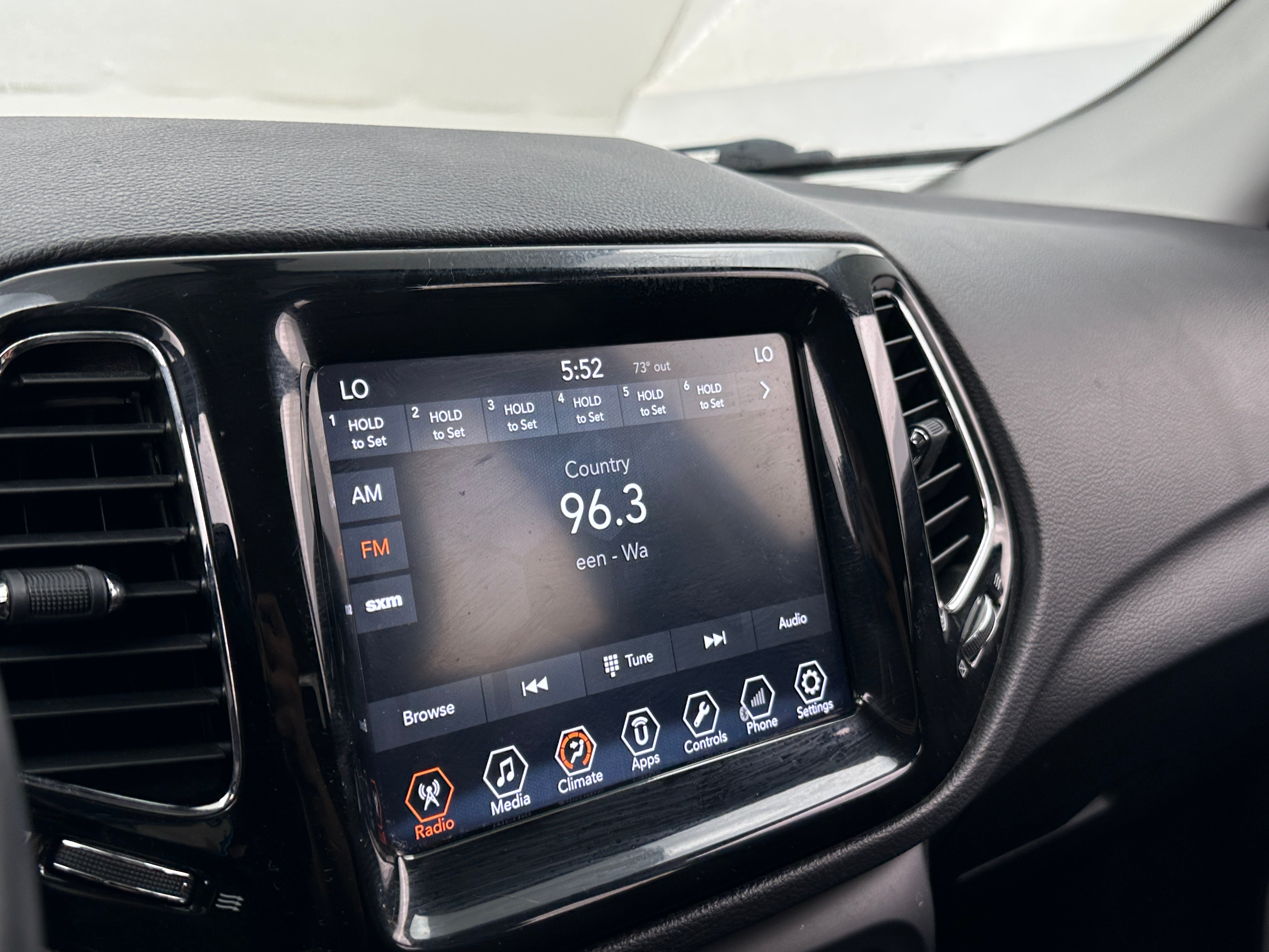 2018 Jeep Compass Limited 3