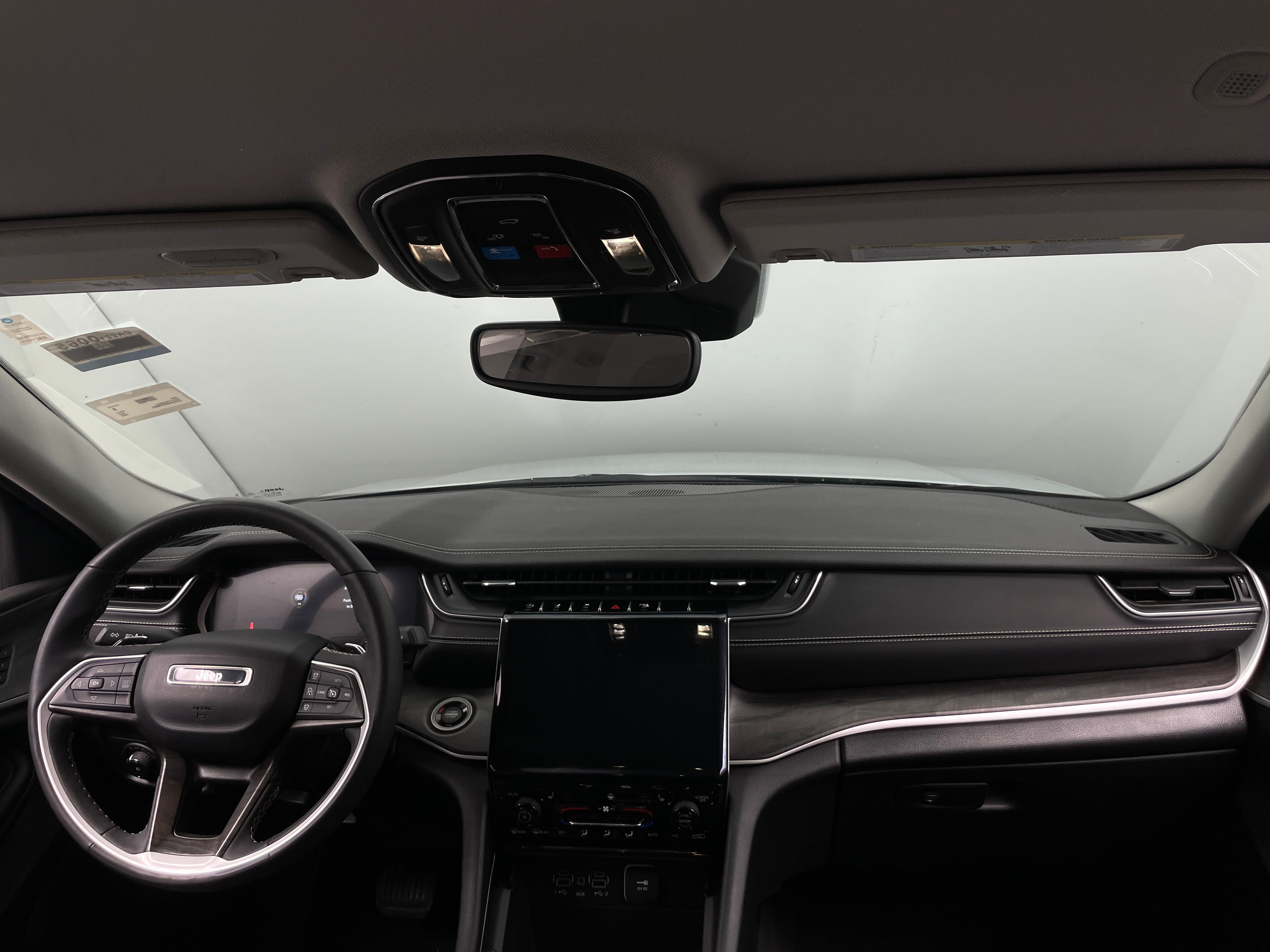 2023 Jeep Grand Cherokee L Limited Edition 2