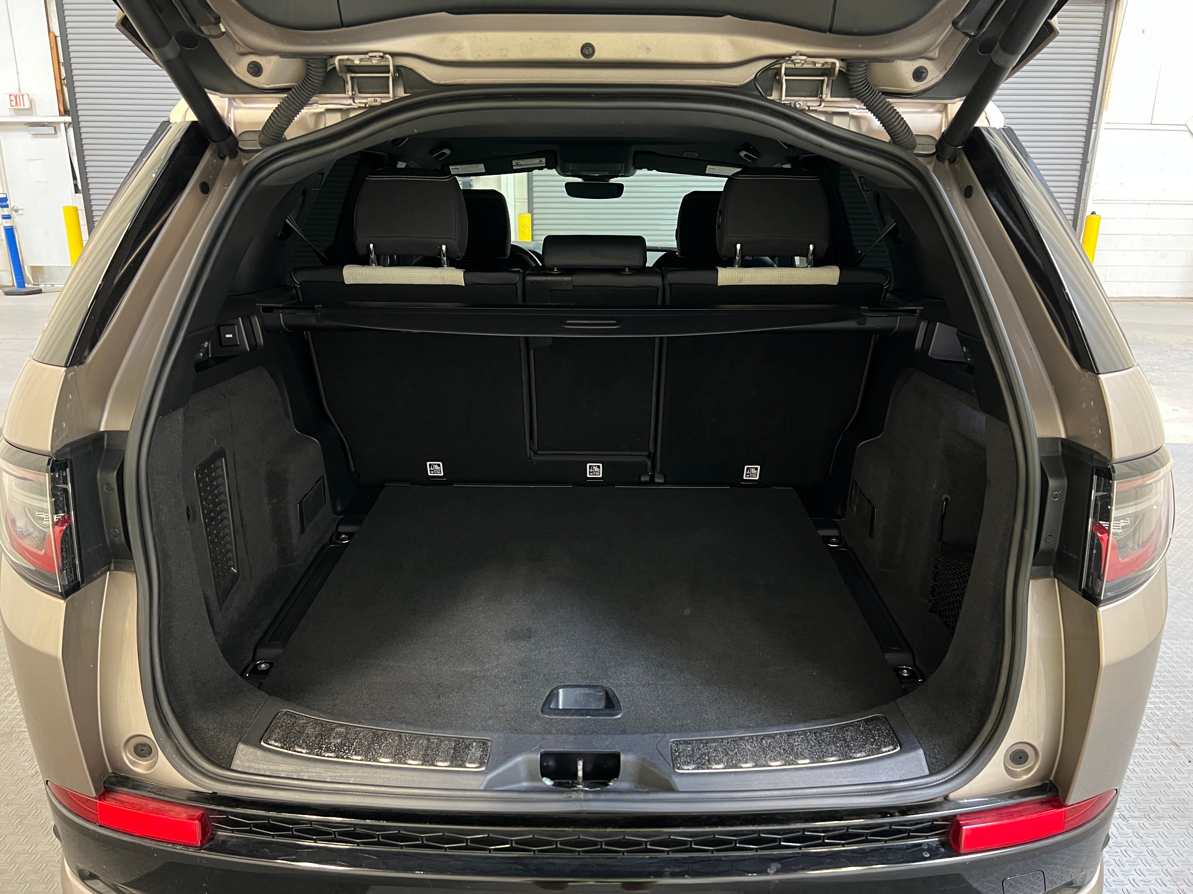 2022 Land Rover Discovery Sport R-Dynamic S 7