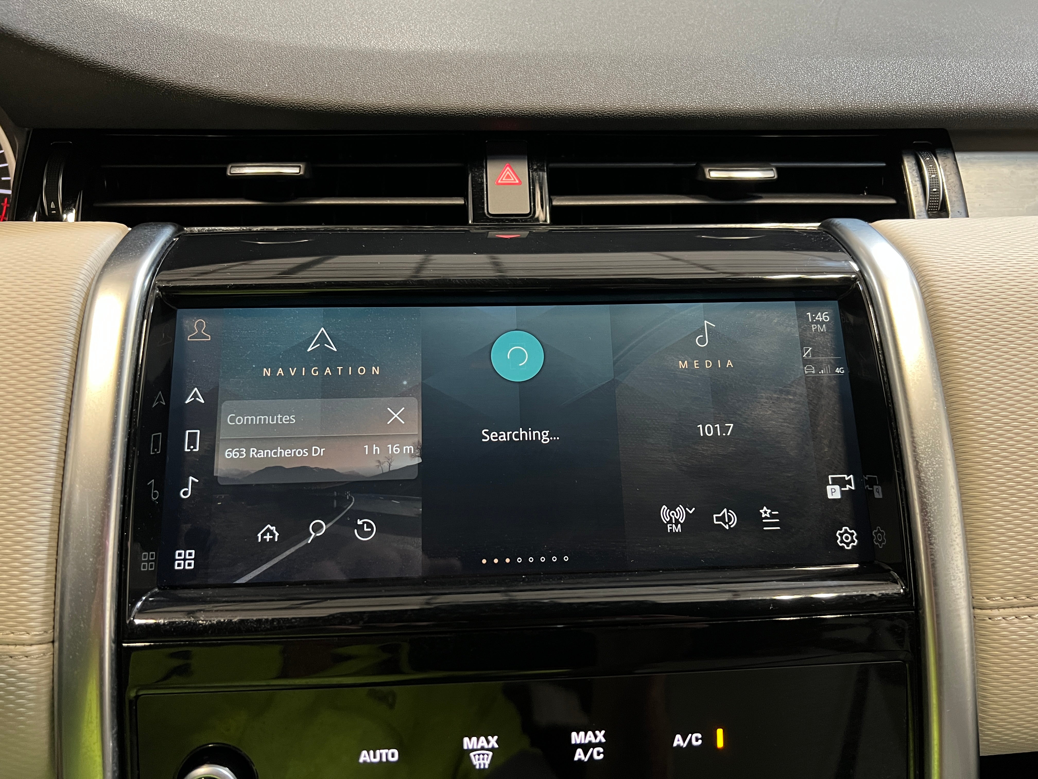 2022 Land Rover Discovery Sport R-Dynamic S 4