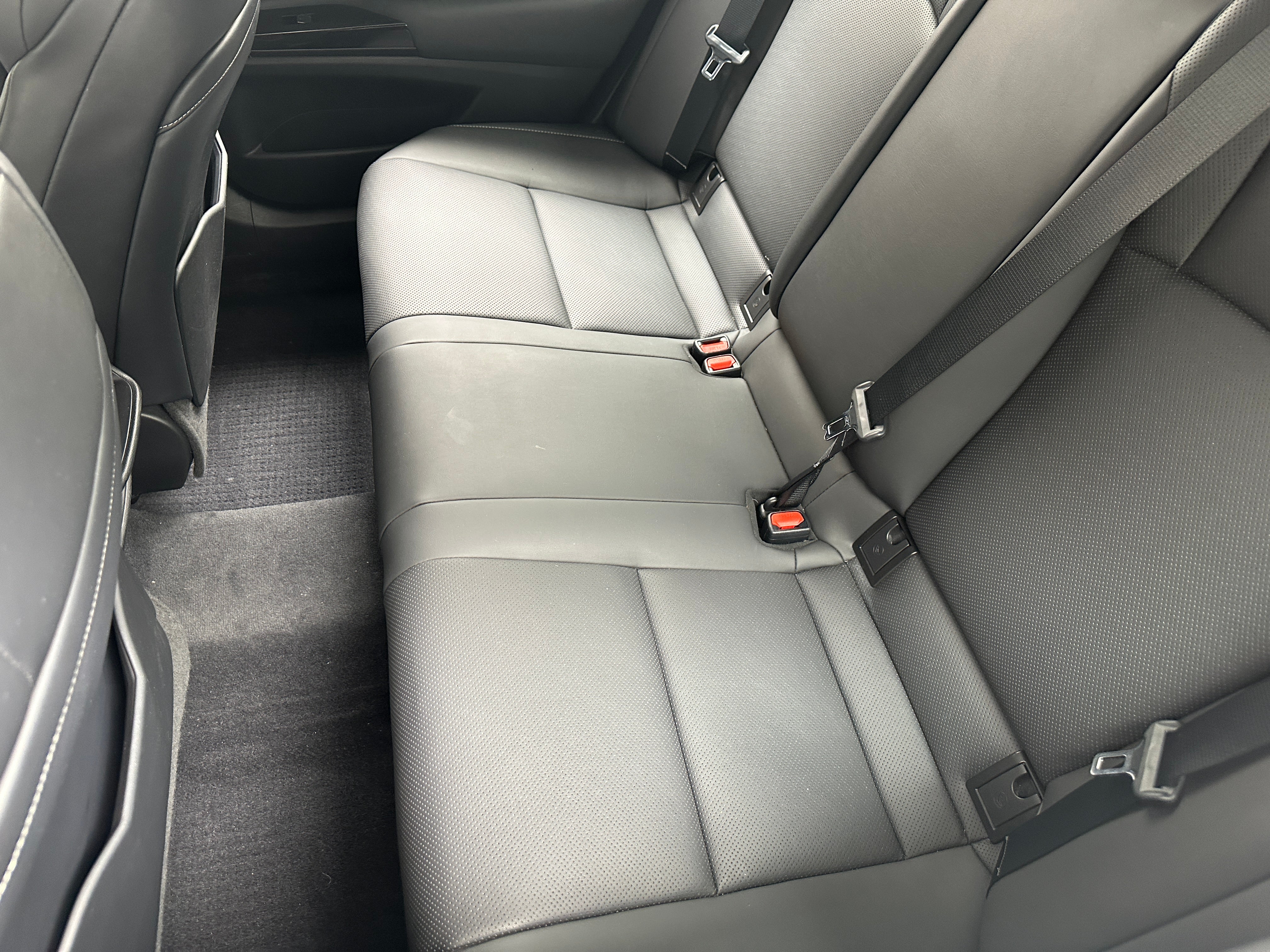 2022 Lexus ES Hybrid 300h F Sport 5