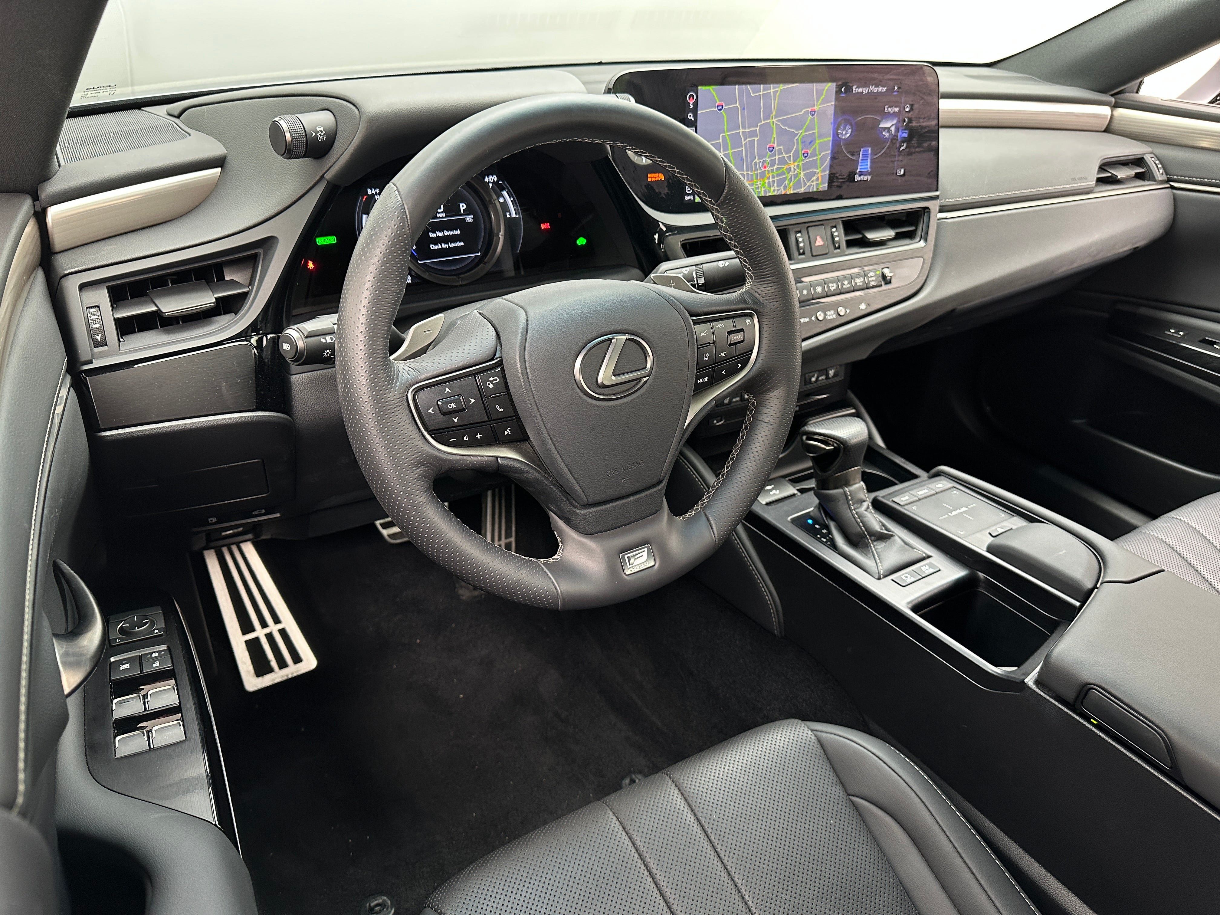 2022 Lexus ES Hybrid 300h F Sport 2