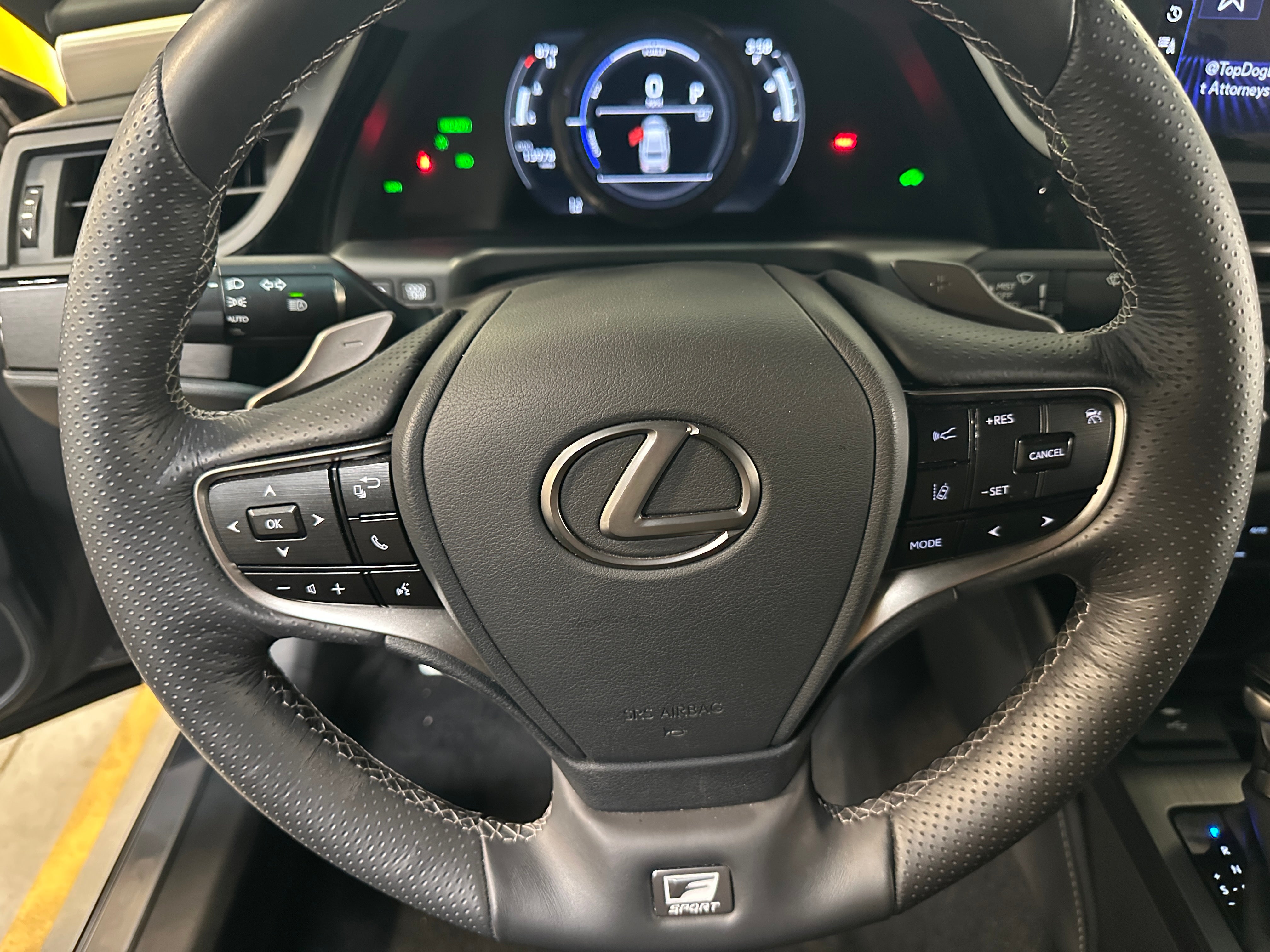 2022 Lexus ES Hybrid 300h F Sport 4