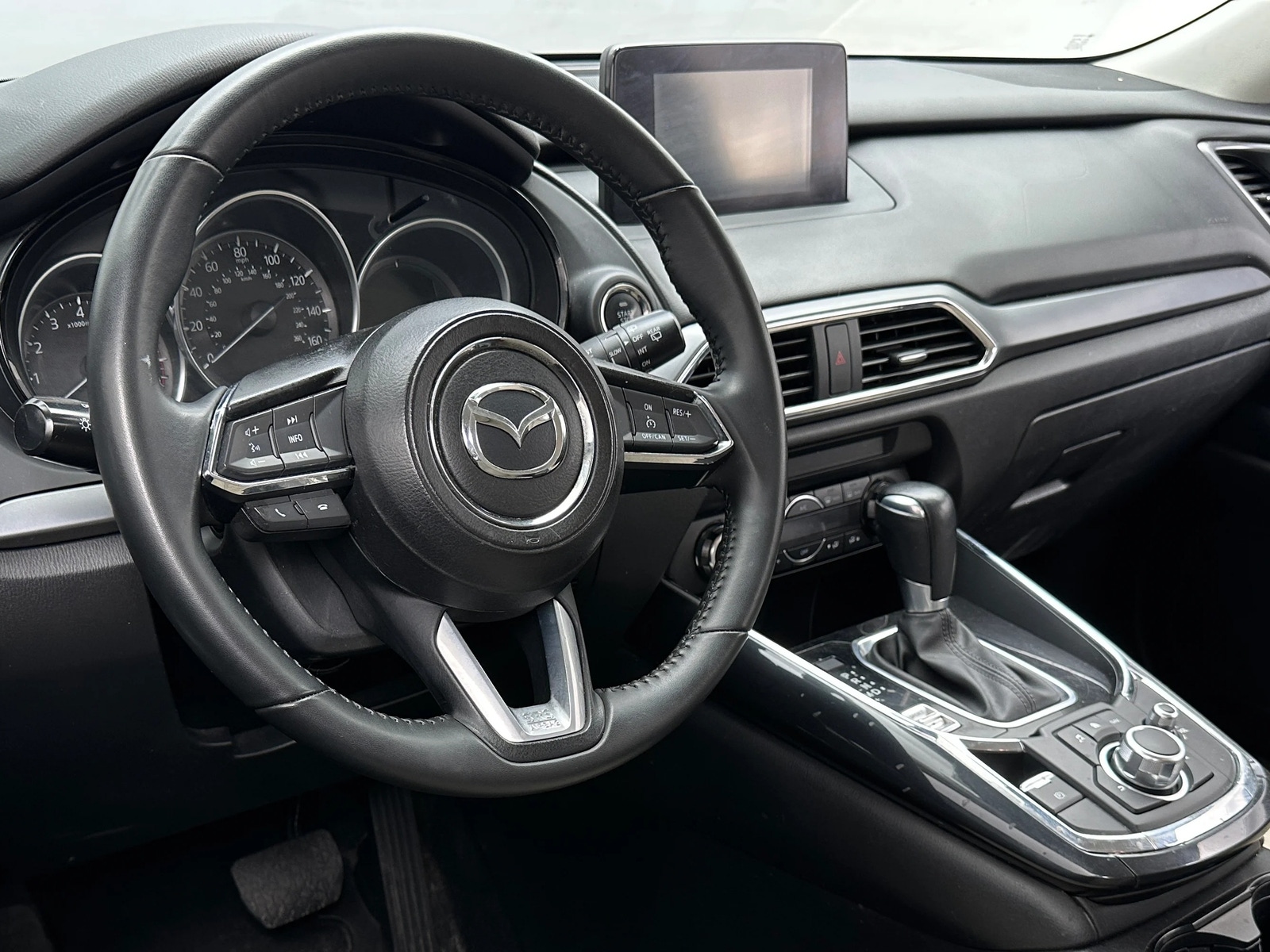 Thumbnail: 2018 Mazda CX-9 - 3