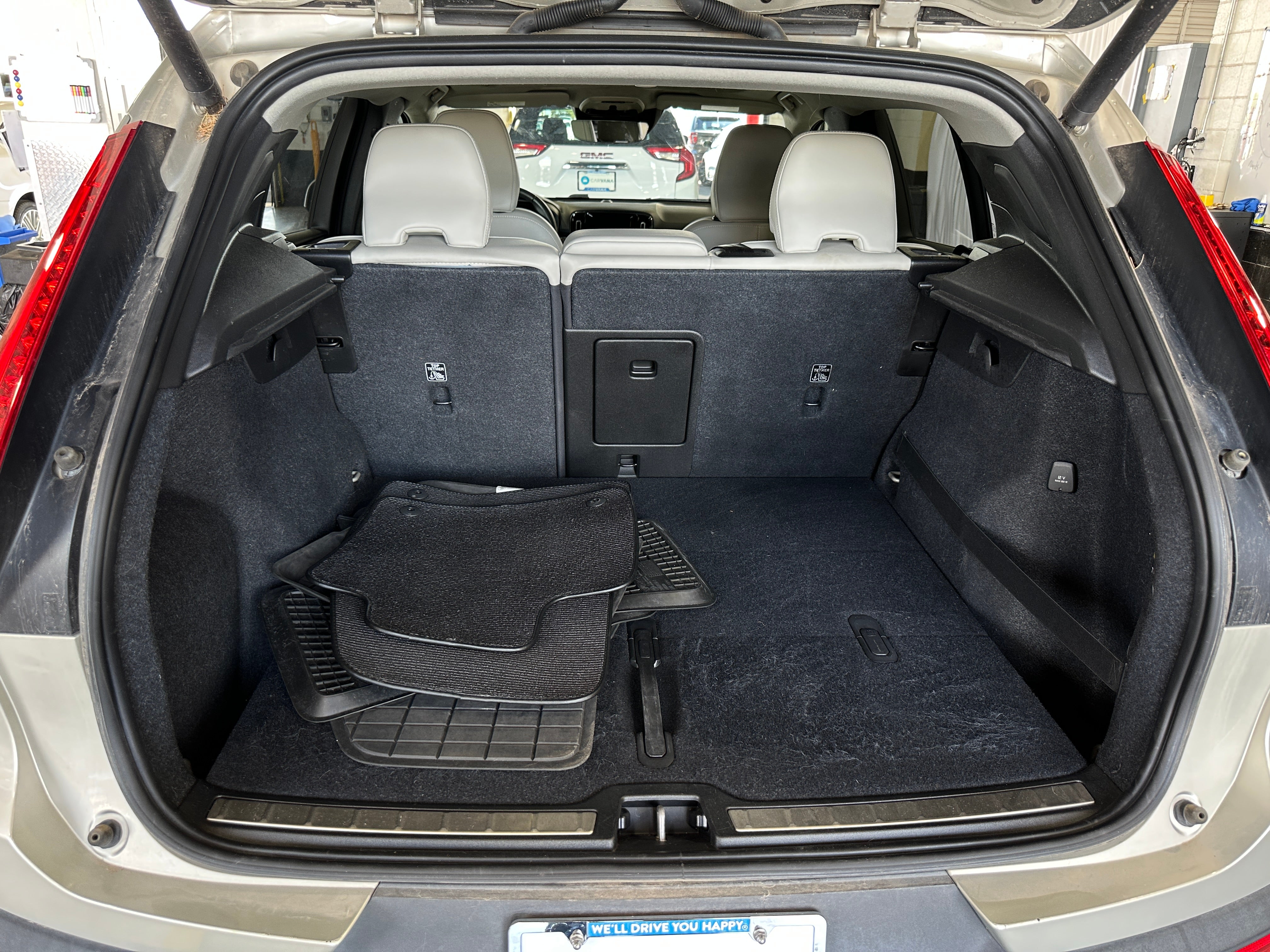 2019 Volvo XC40 T4 Inscription 6