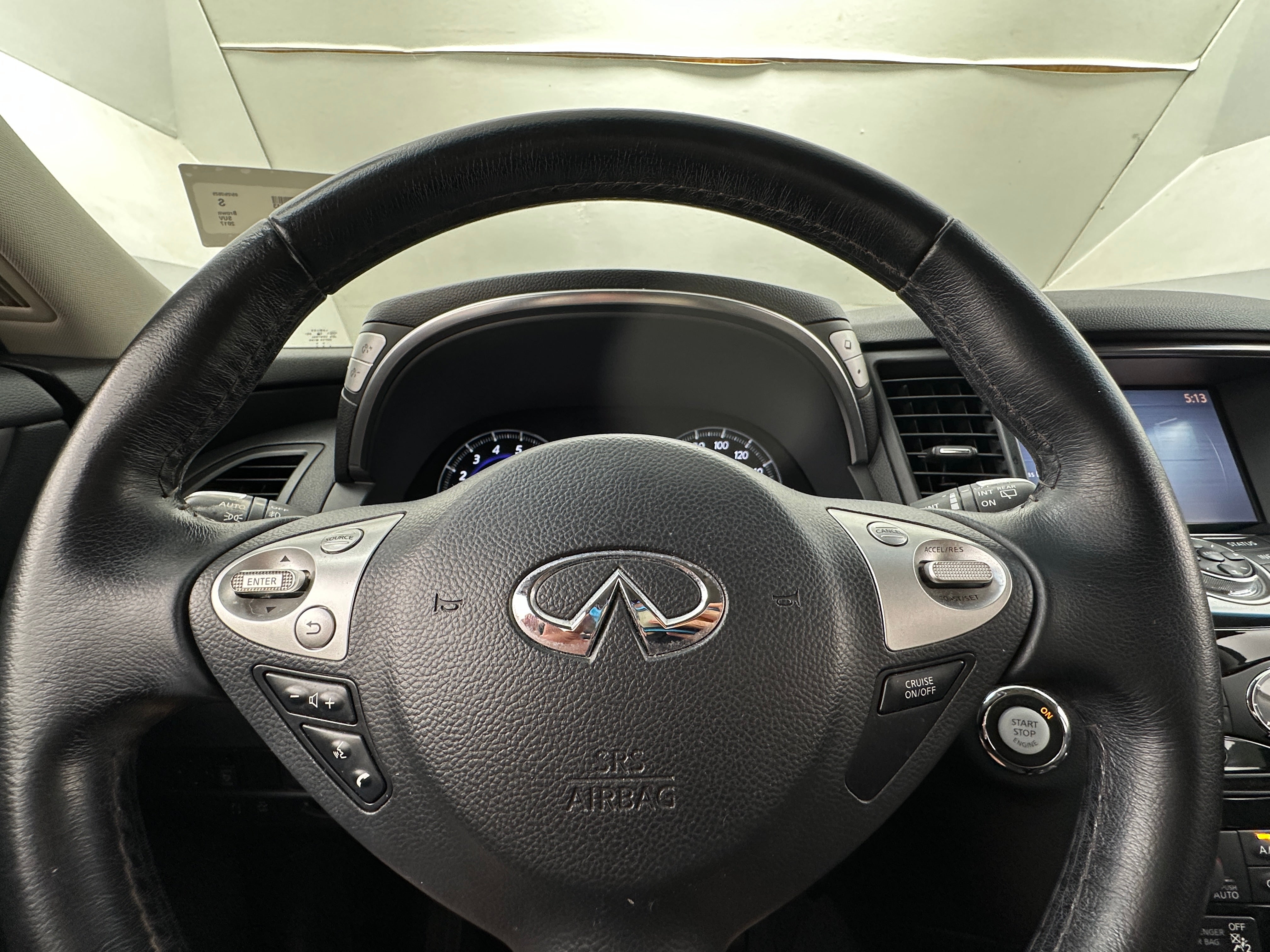 2017 INFINITI QX70  4