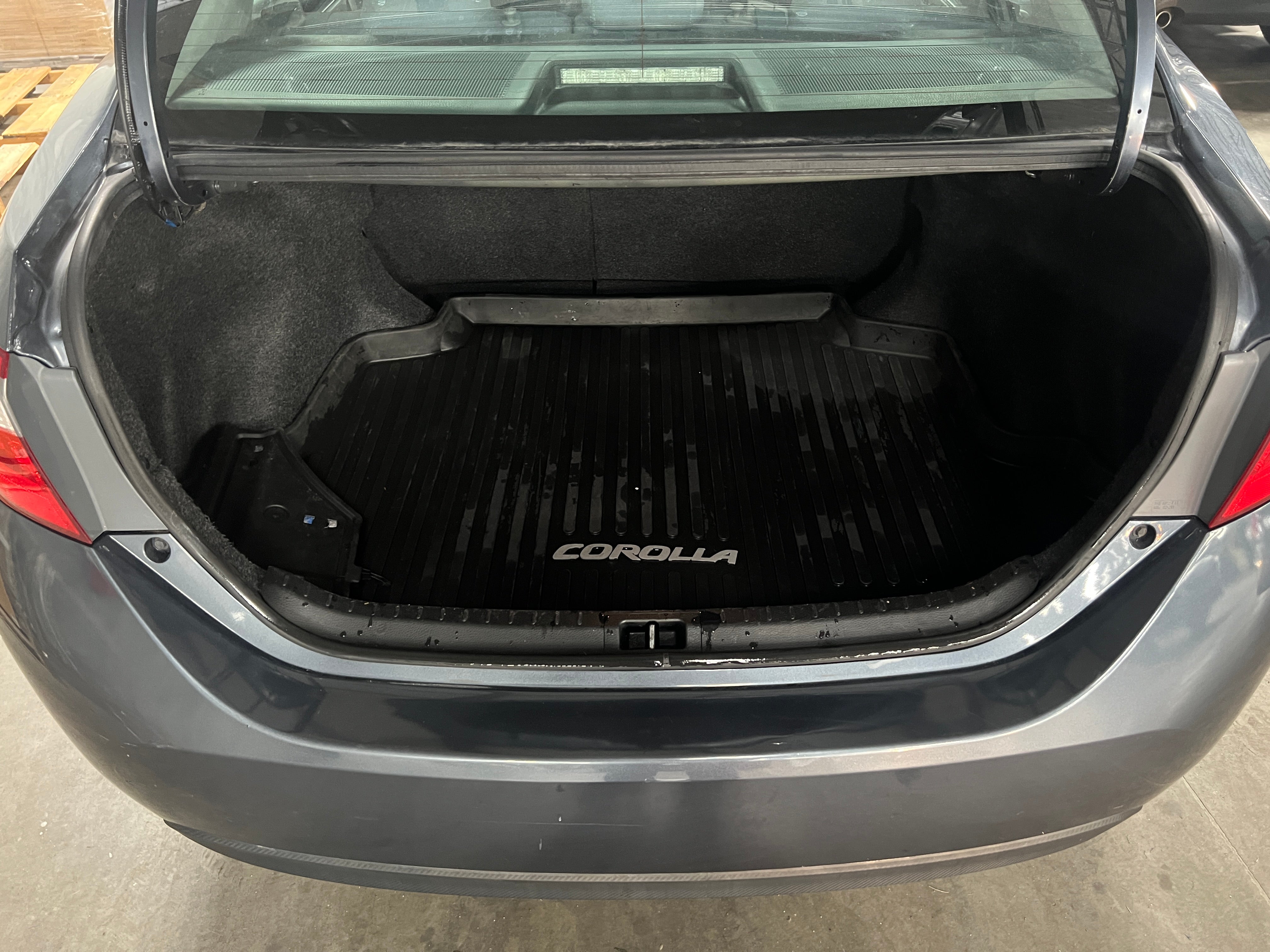 2016 Toyota Corolla LE 7