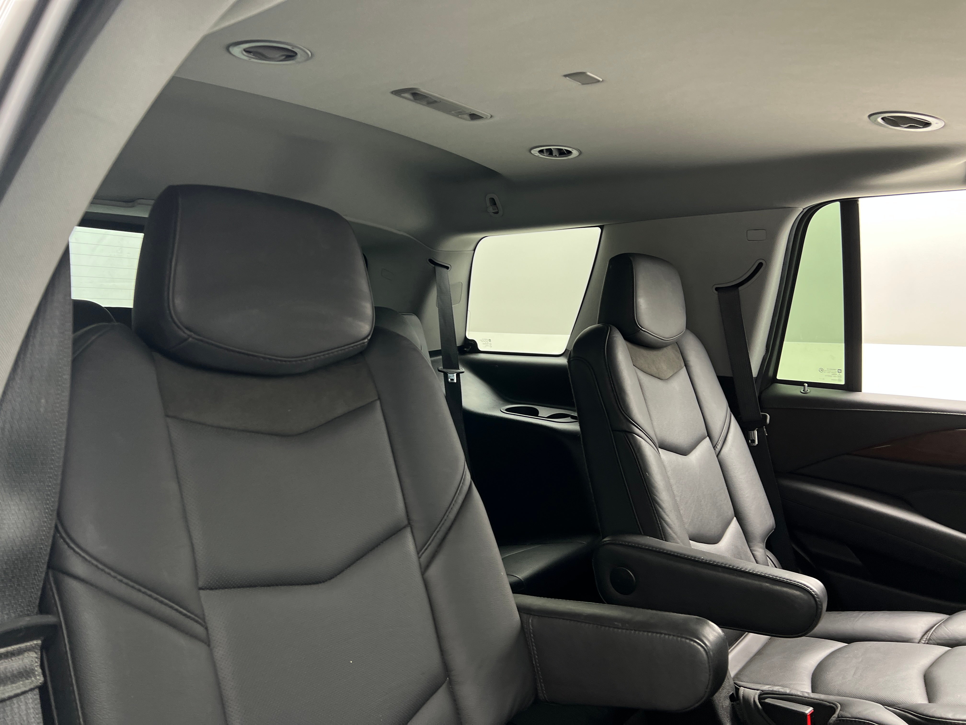2019 Cadillac Escalade Luxury 5