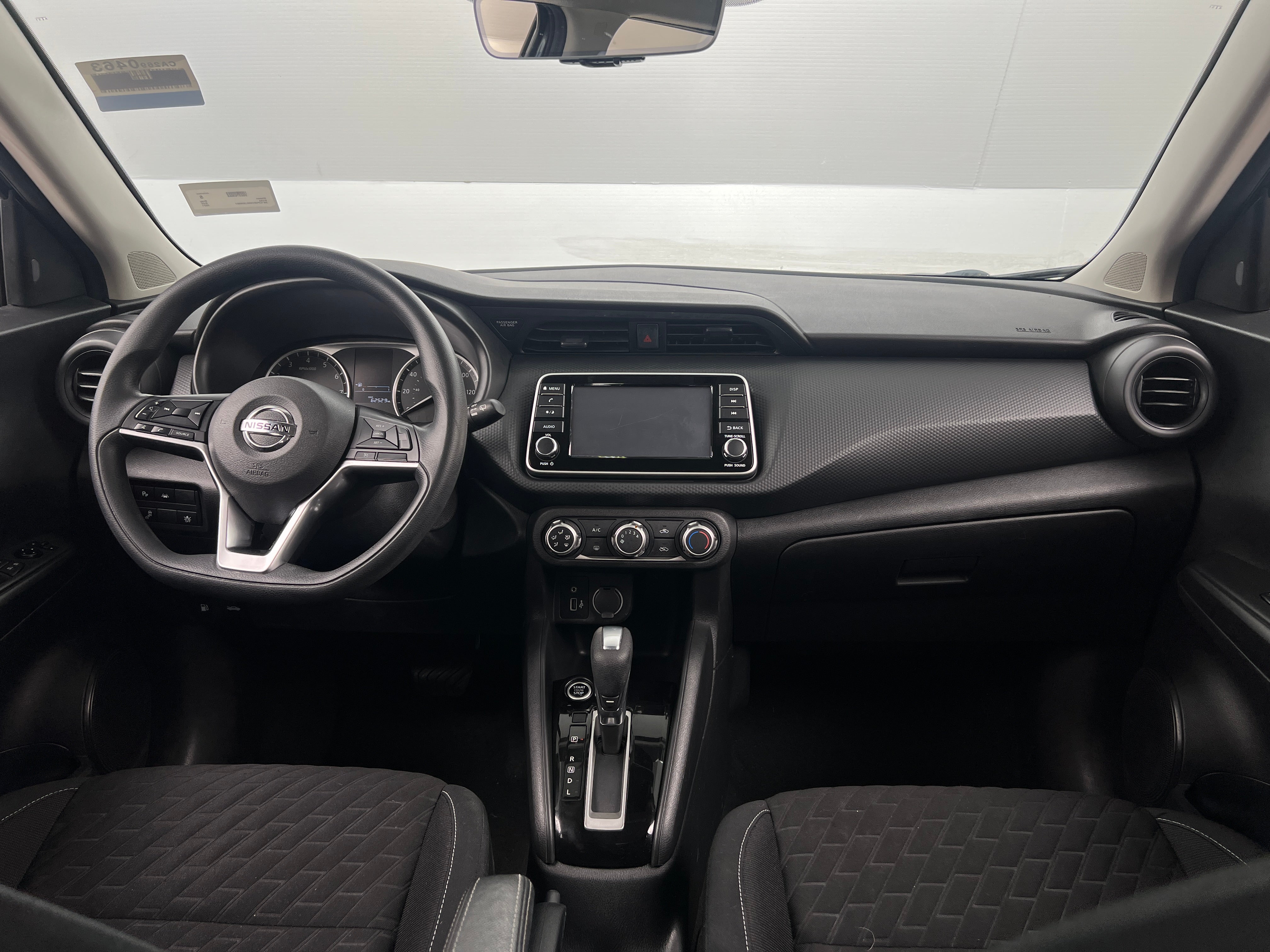 2021 Nissan Kicks S 3