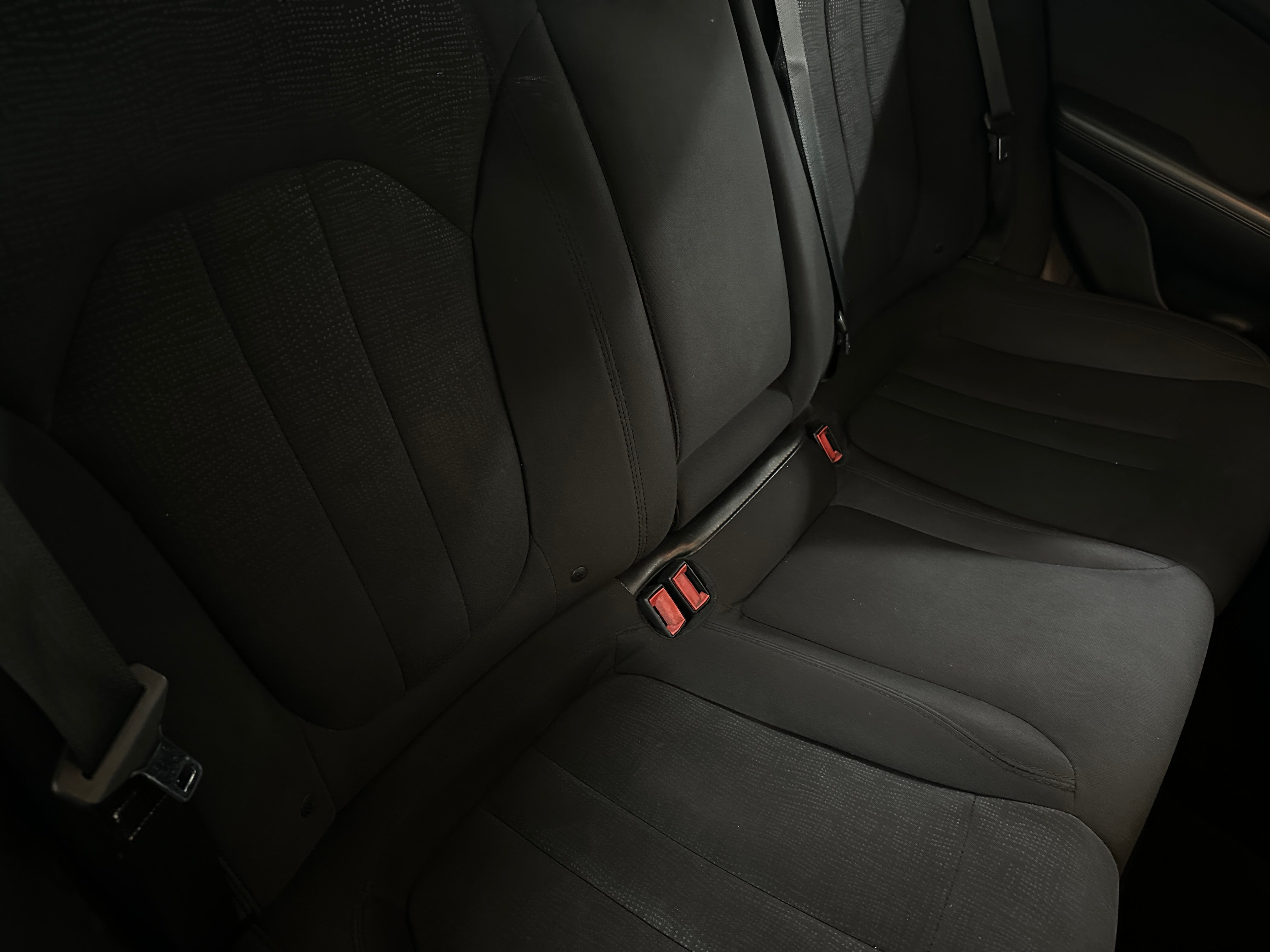 2015 Chrysler 200 Limited 6