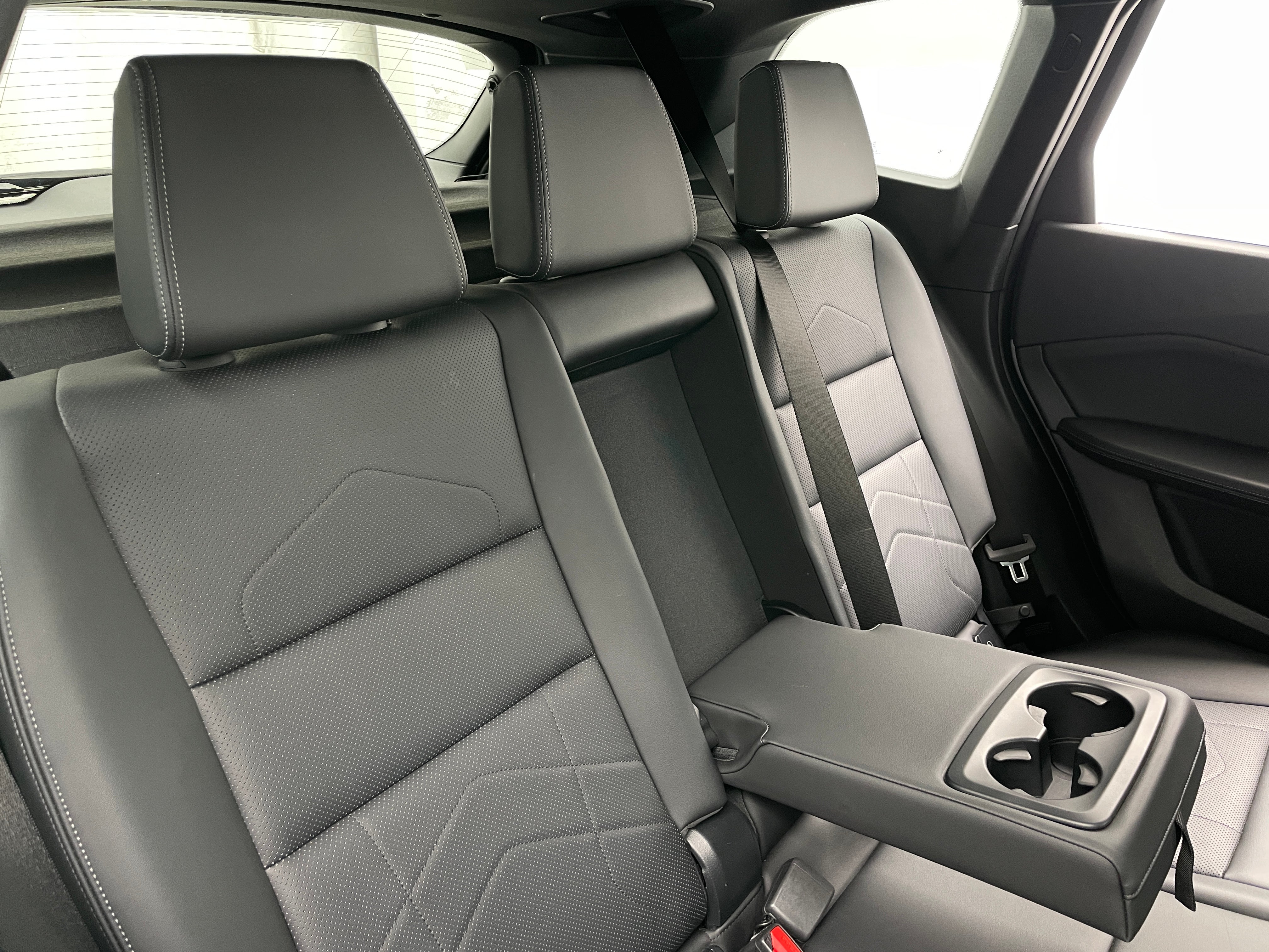2023 BMW X1 xDrive28i 5