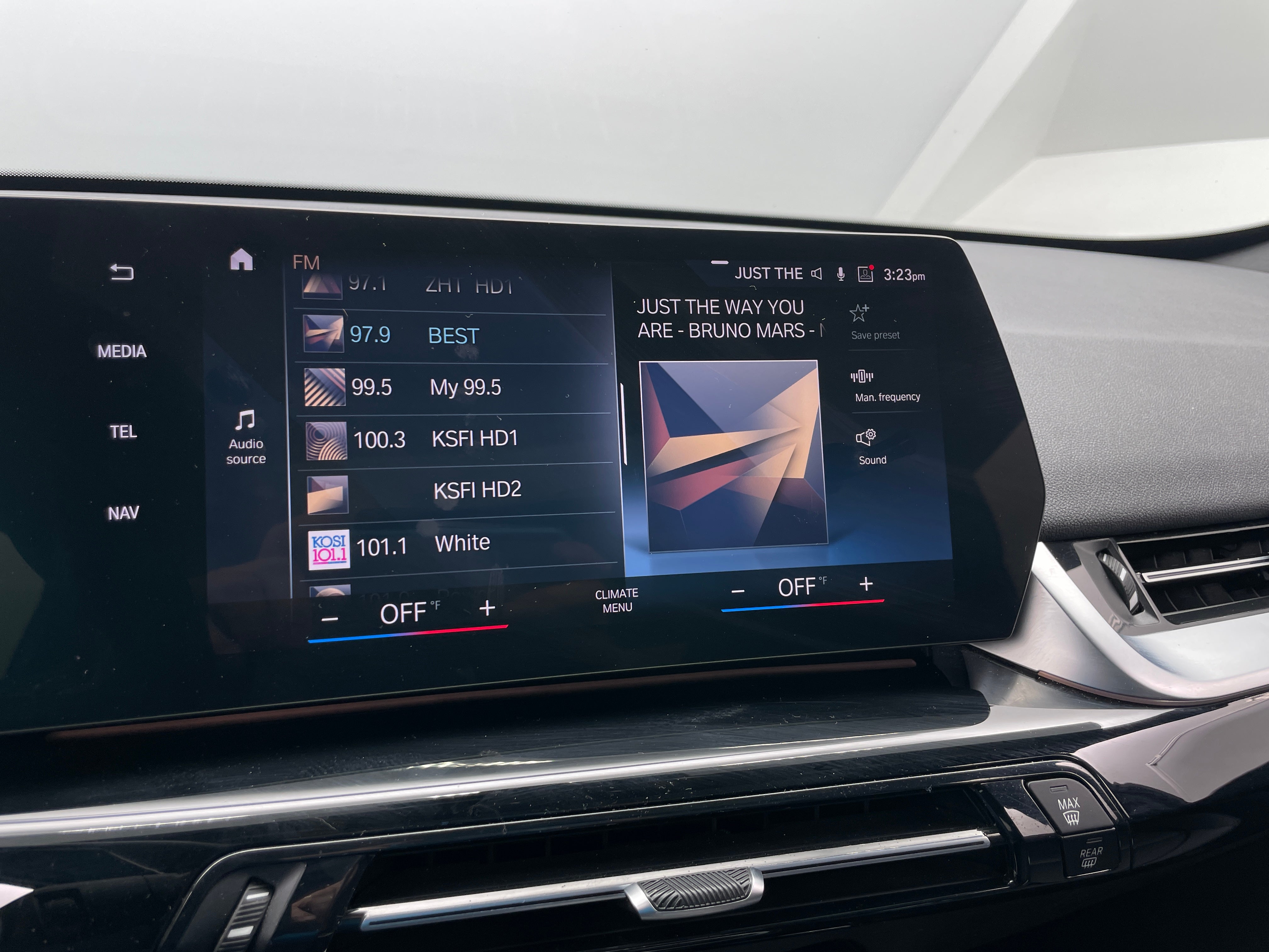 2023 BMW X1 xDrive28i 3