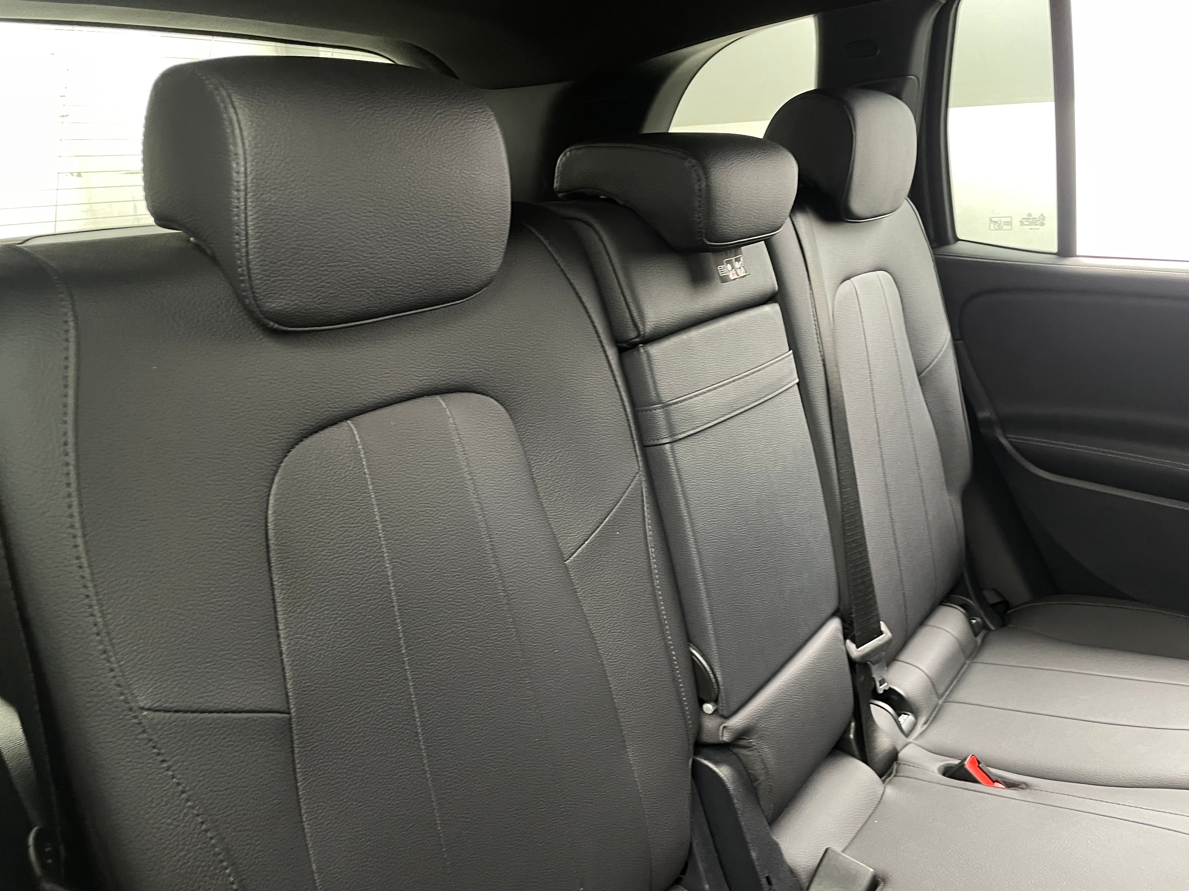 2024 Mercedes-Benz GLB 250 5
