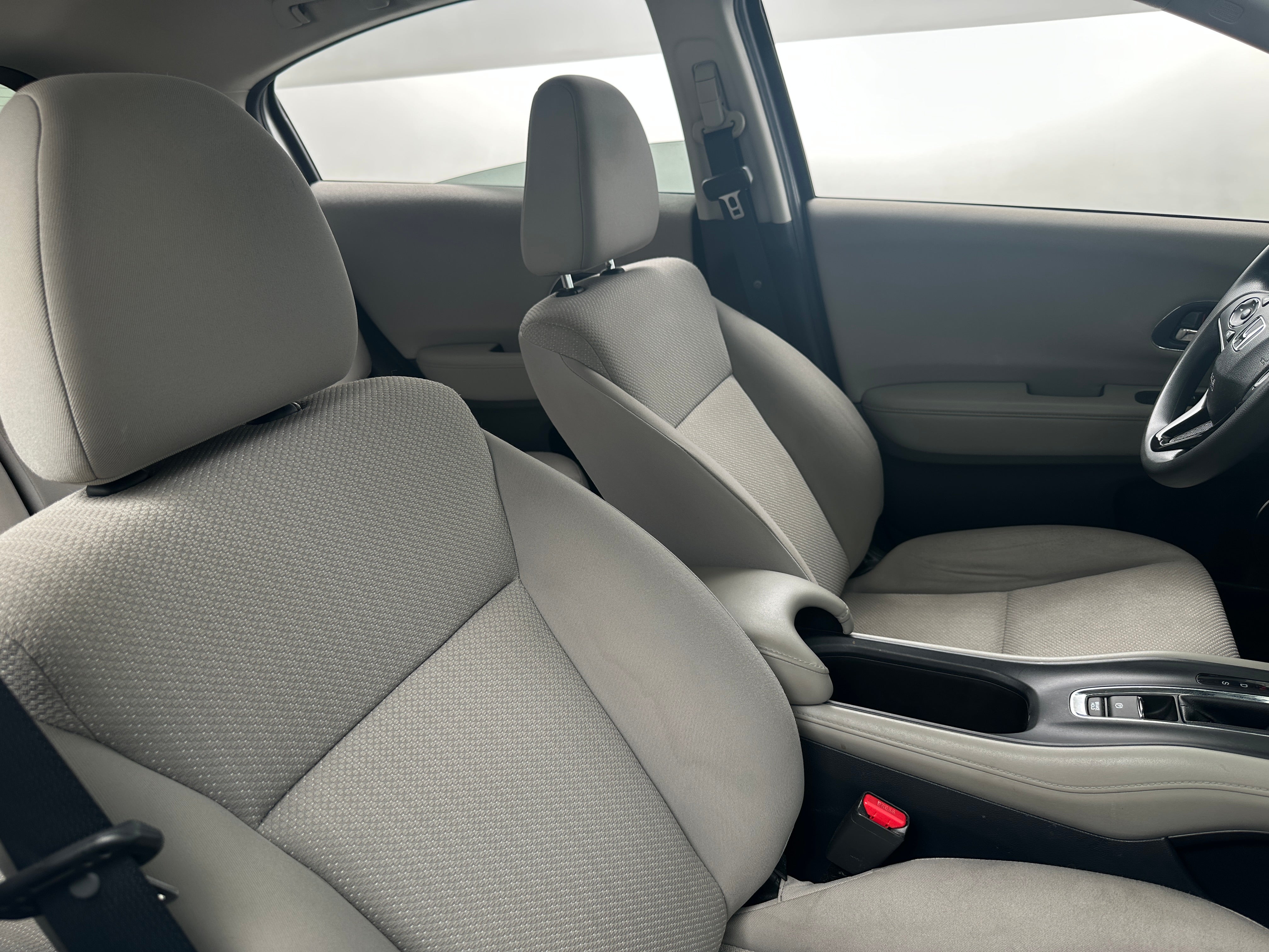 2016 Honda HR-V EX 2