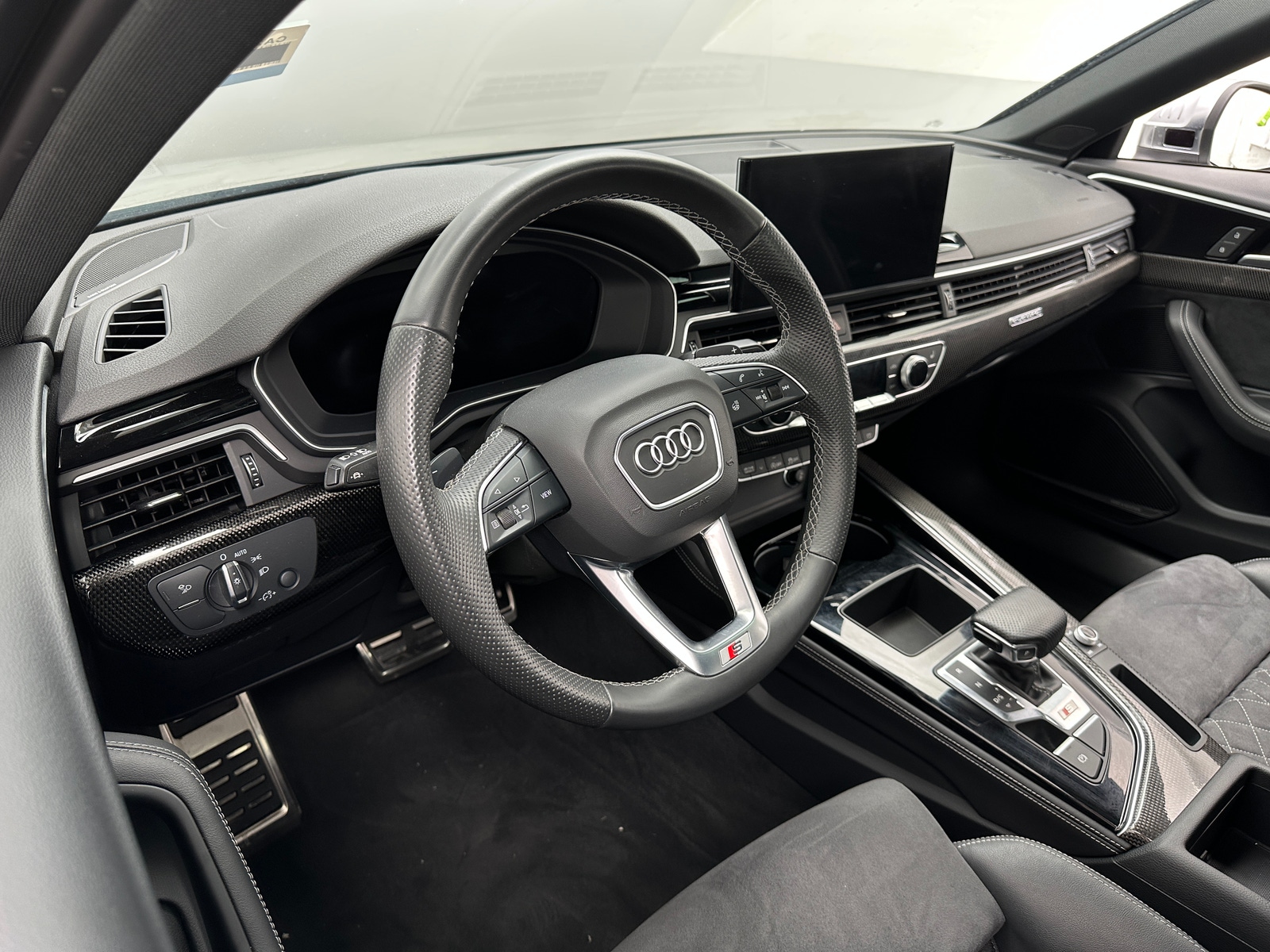 Thumbnail: 2022 Audi S4 - 2