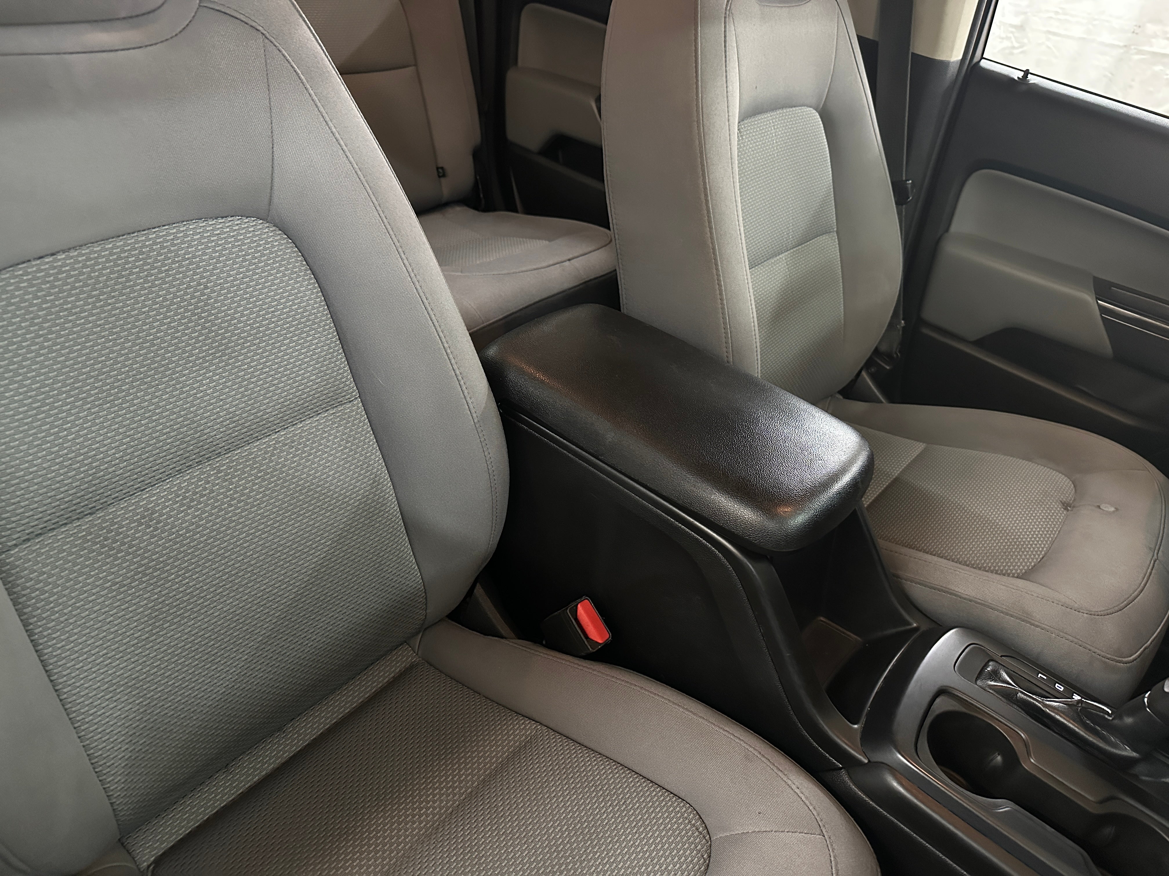 2018 Chevrolet Colorado Work Truck 2