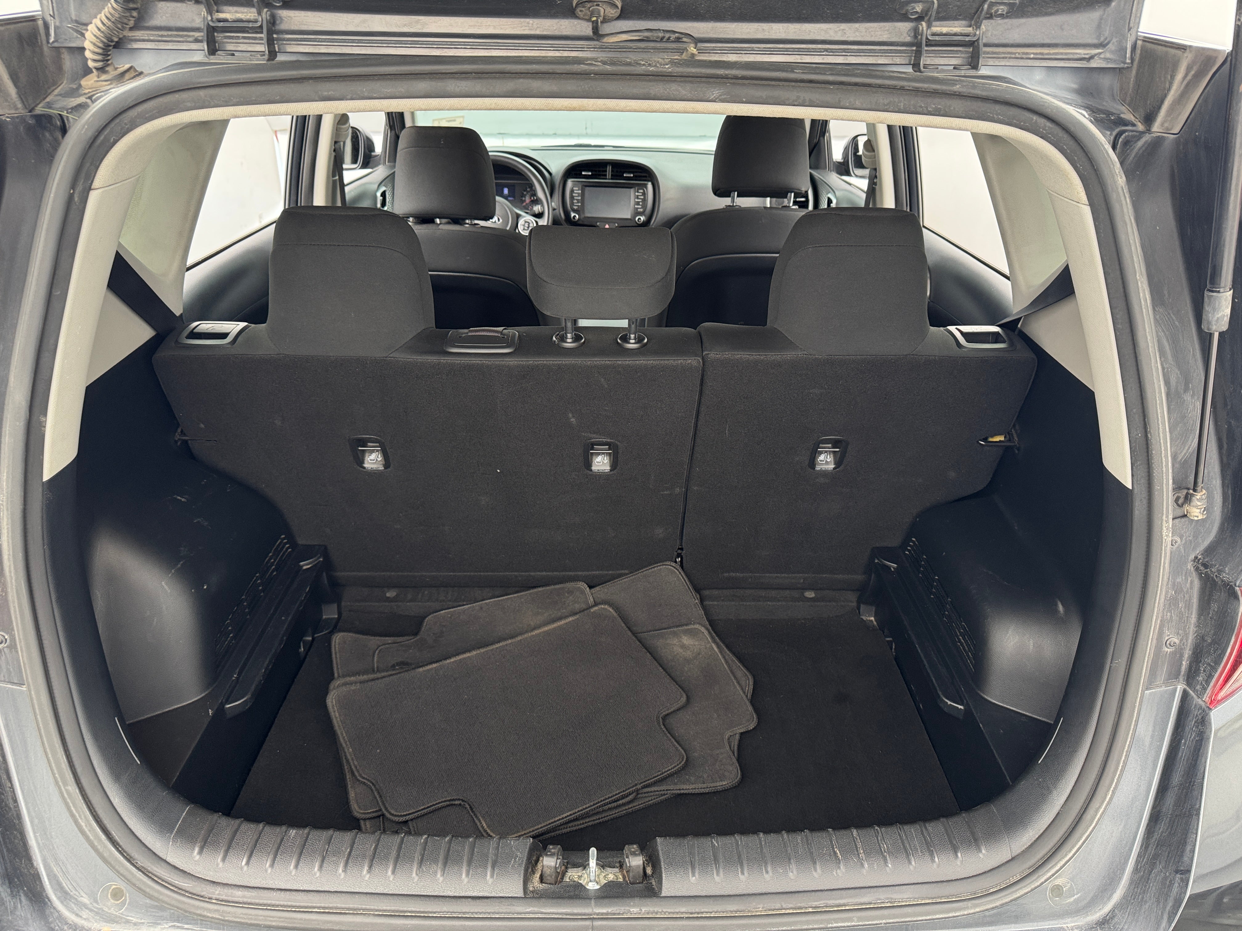 2020 Kia Soul LX 7