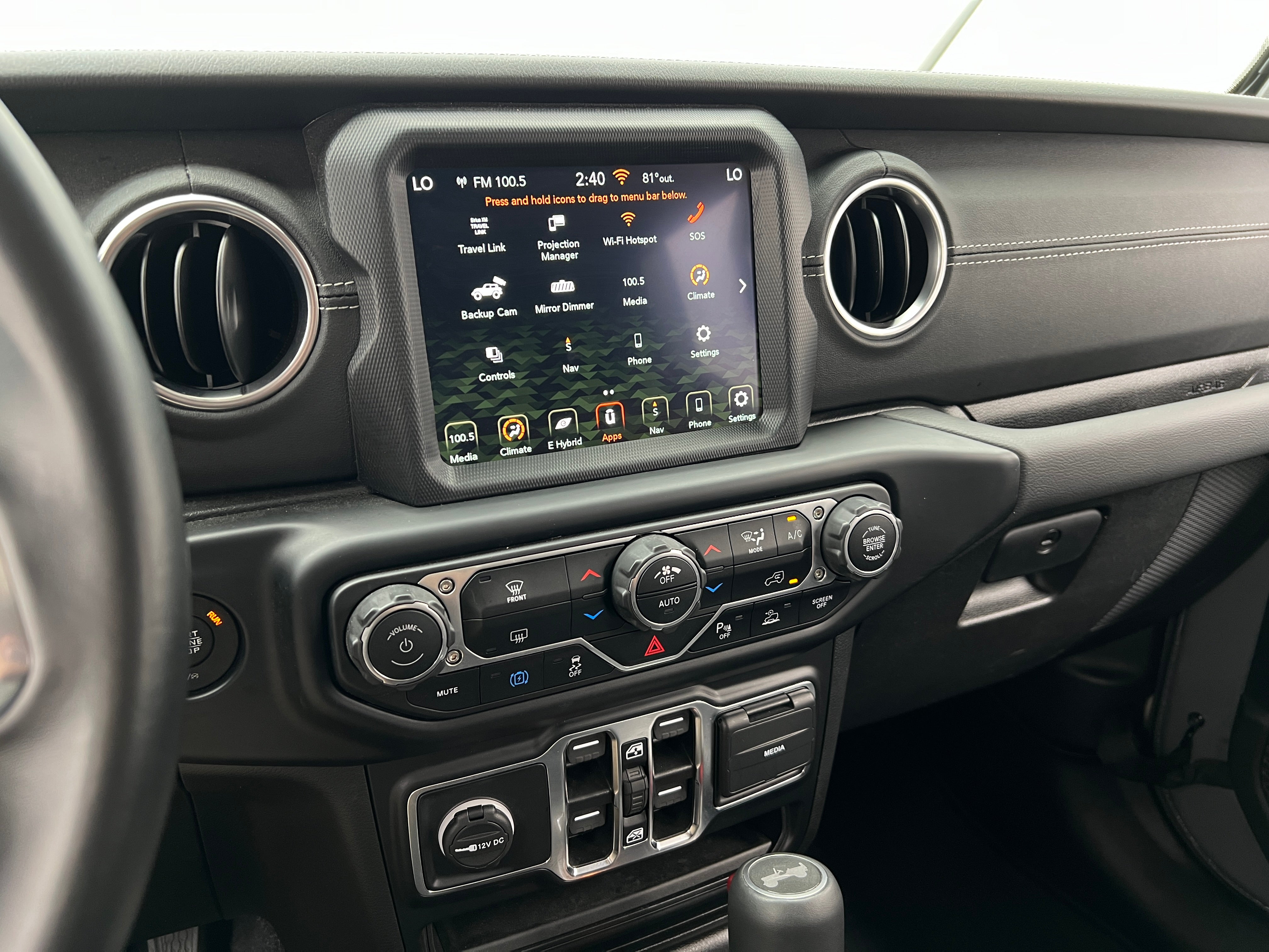2022 Jeep Wrangler Unlimited Sahara 4xe 3