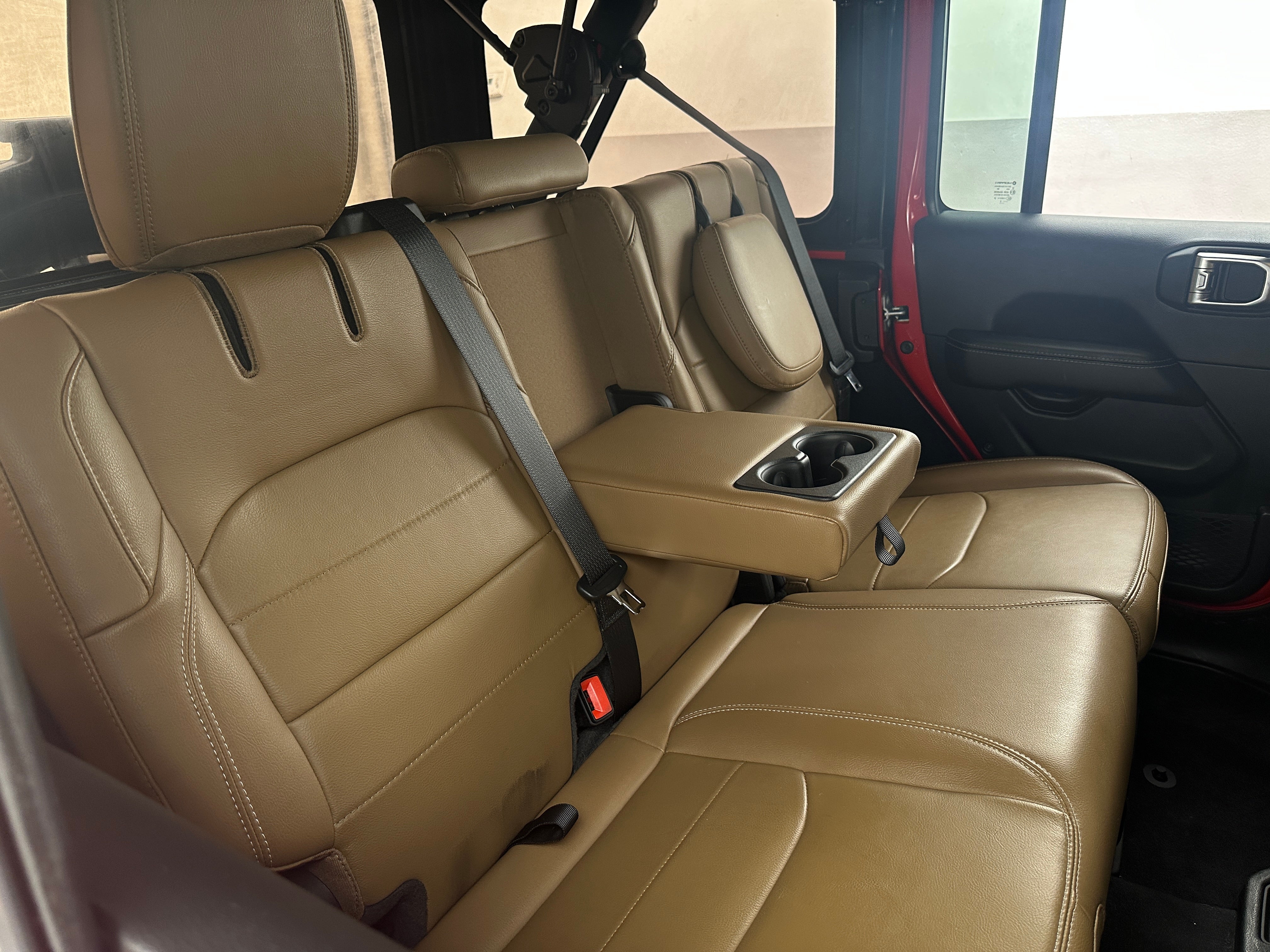 2022 Jeep Wrangler Unlimited Sahara 4xe 5