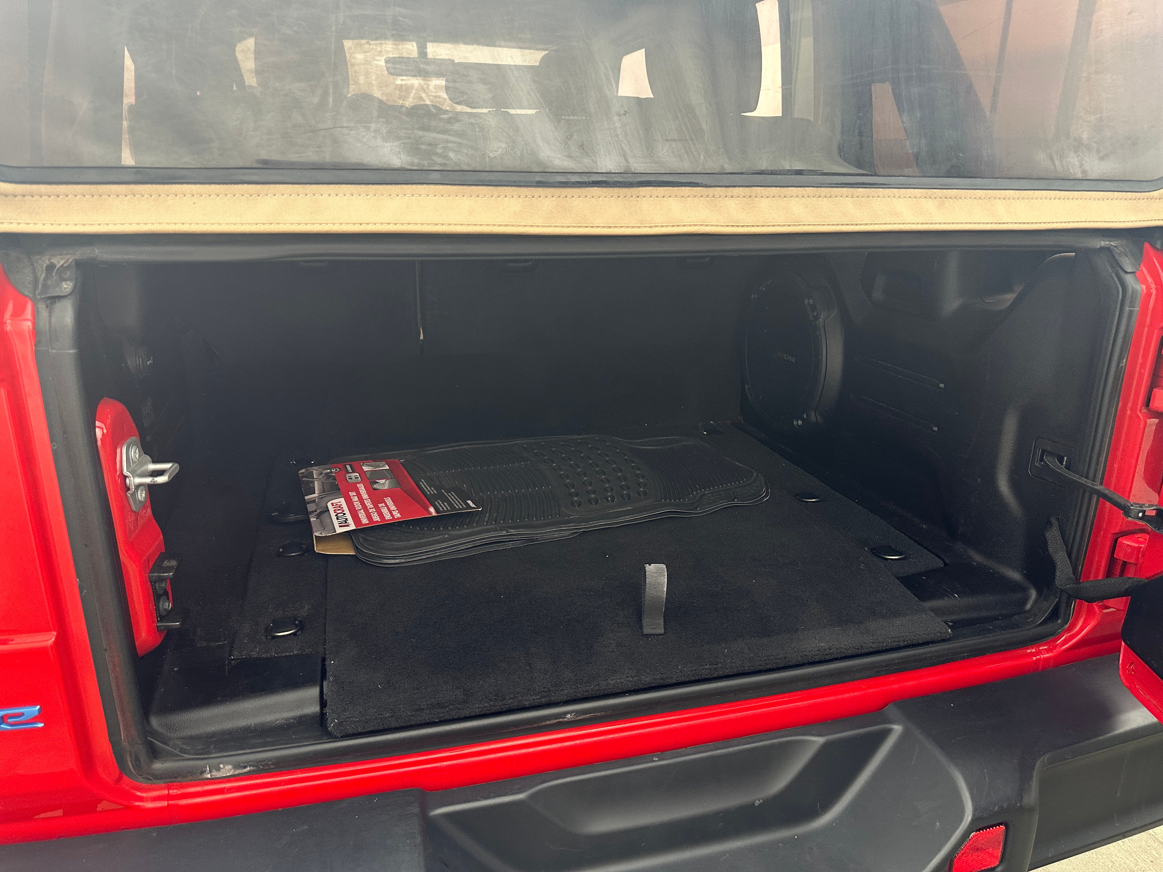 2022 Jeep Wrangler Unlimited Sahara 4xe 6