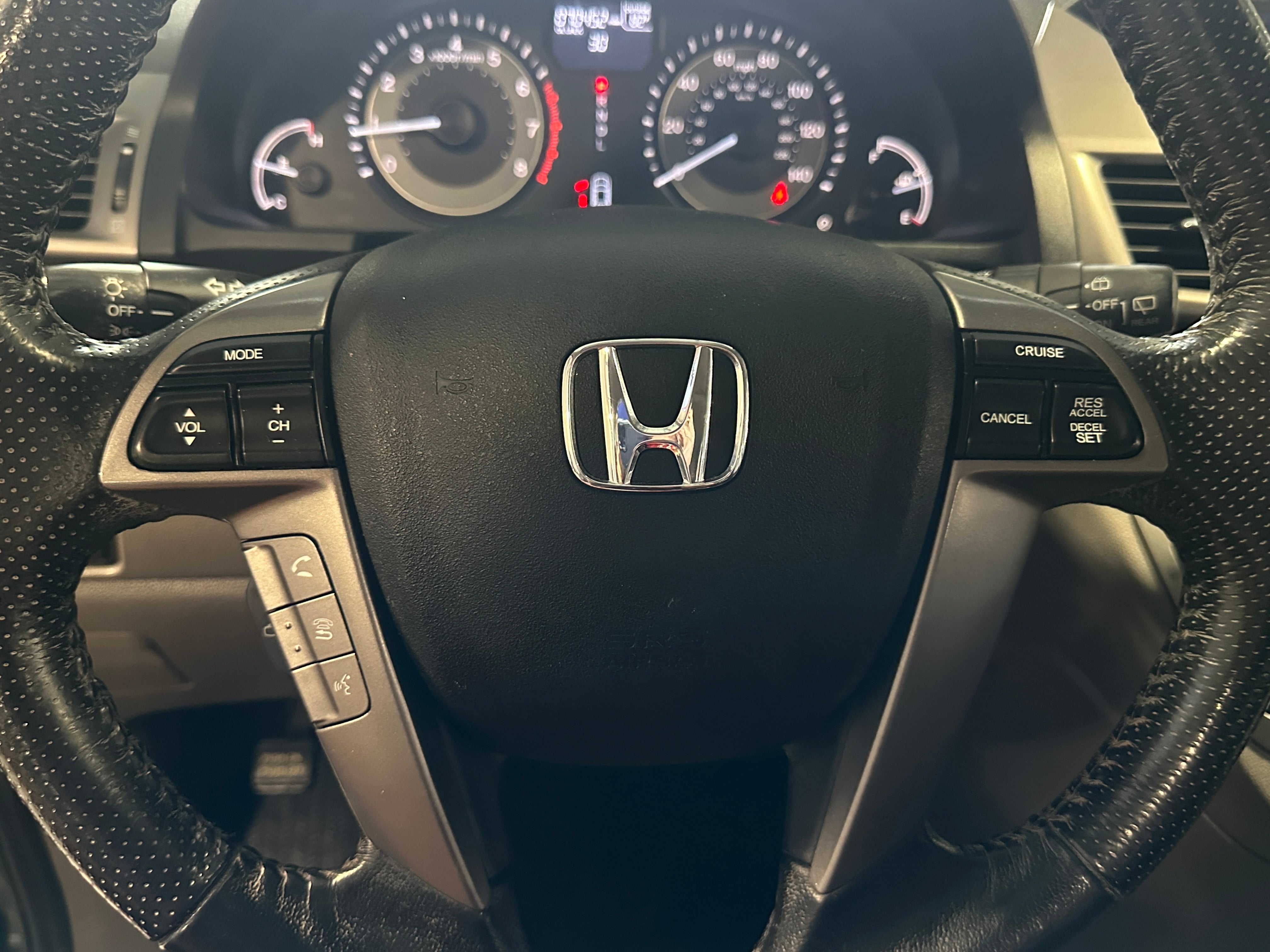 2015 Honda Odyssey EX-L 4