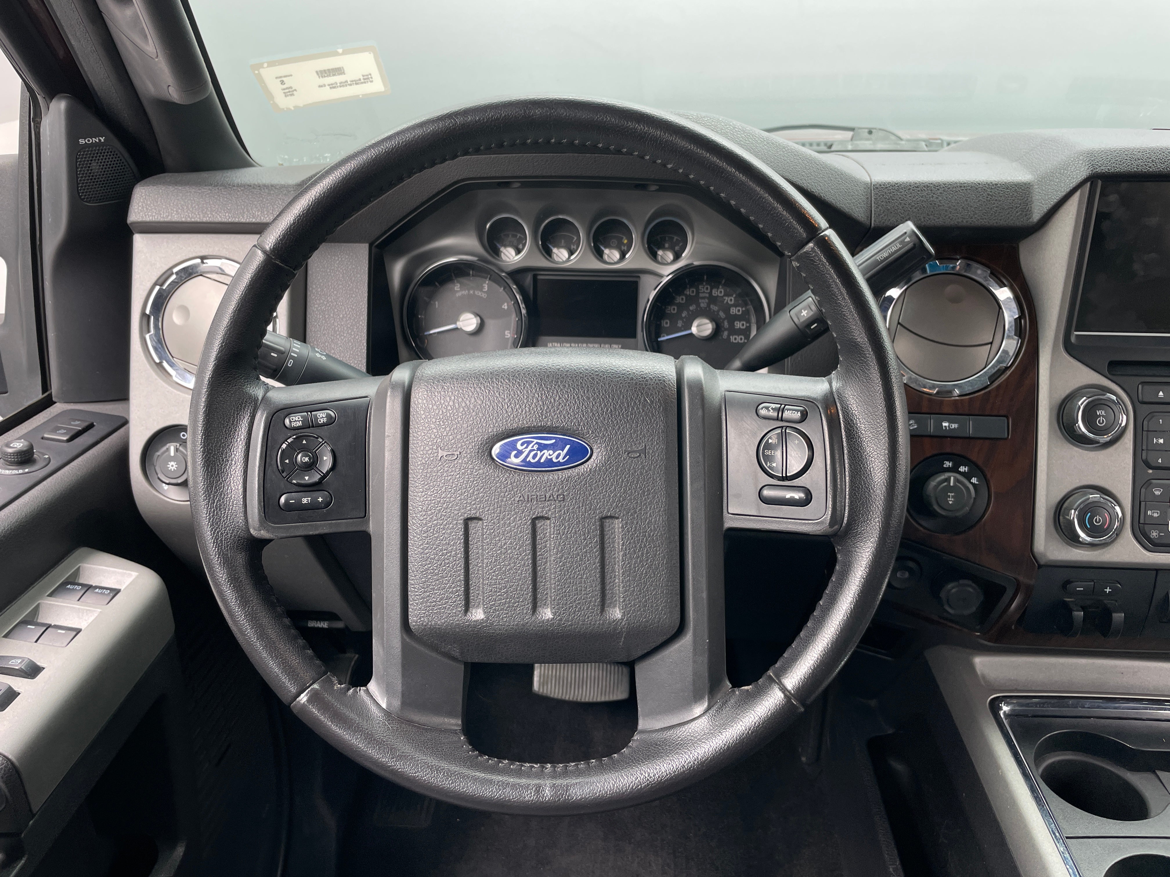 2015 Ford Econoline E-350 4