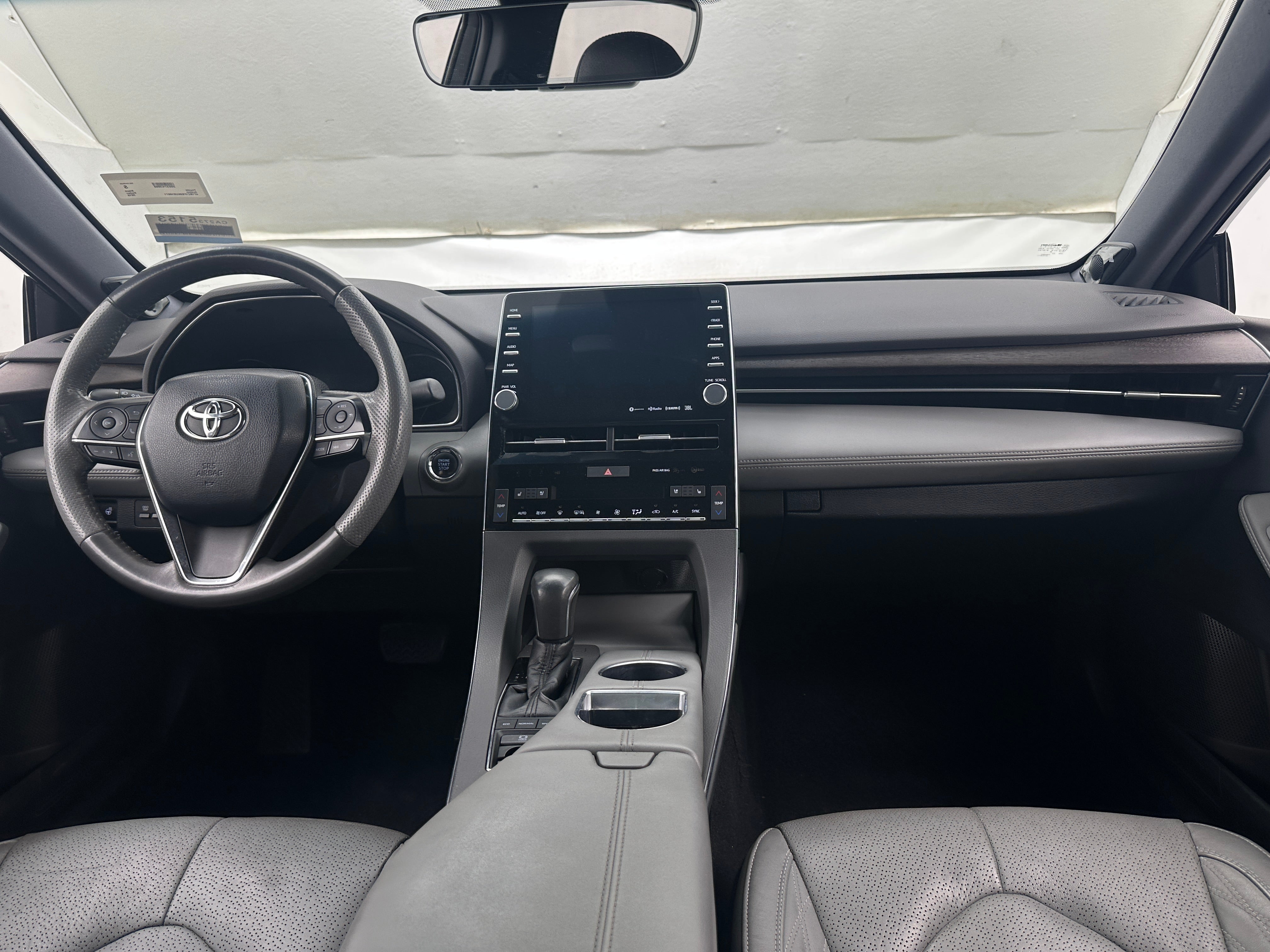 2019 Toyota Avalon Limited 2
