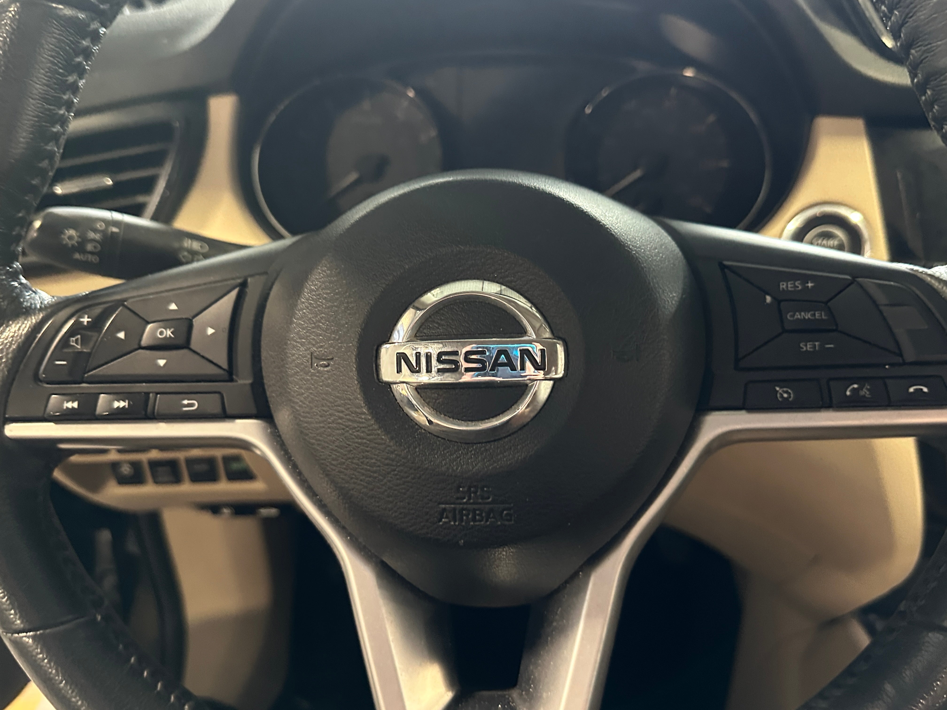 2017 Nissan Rogue SV 5