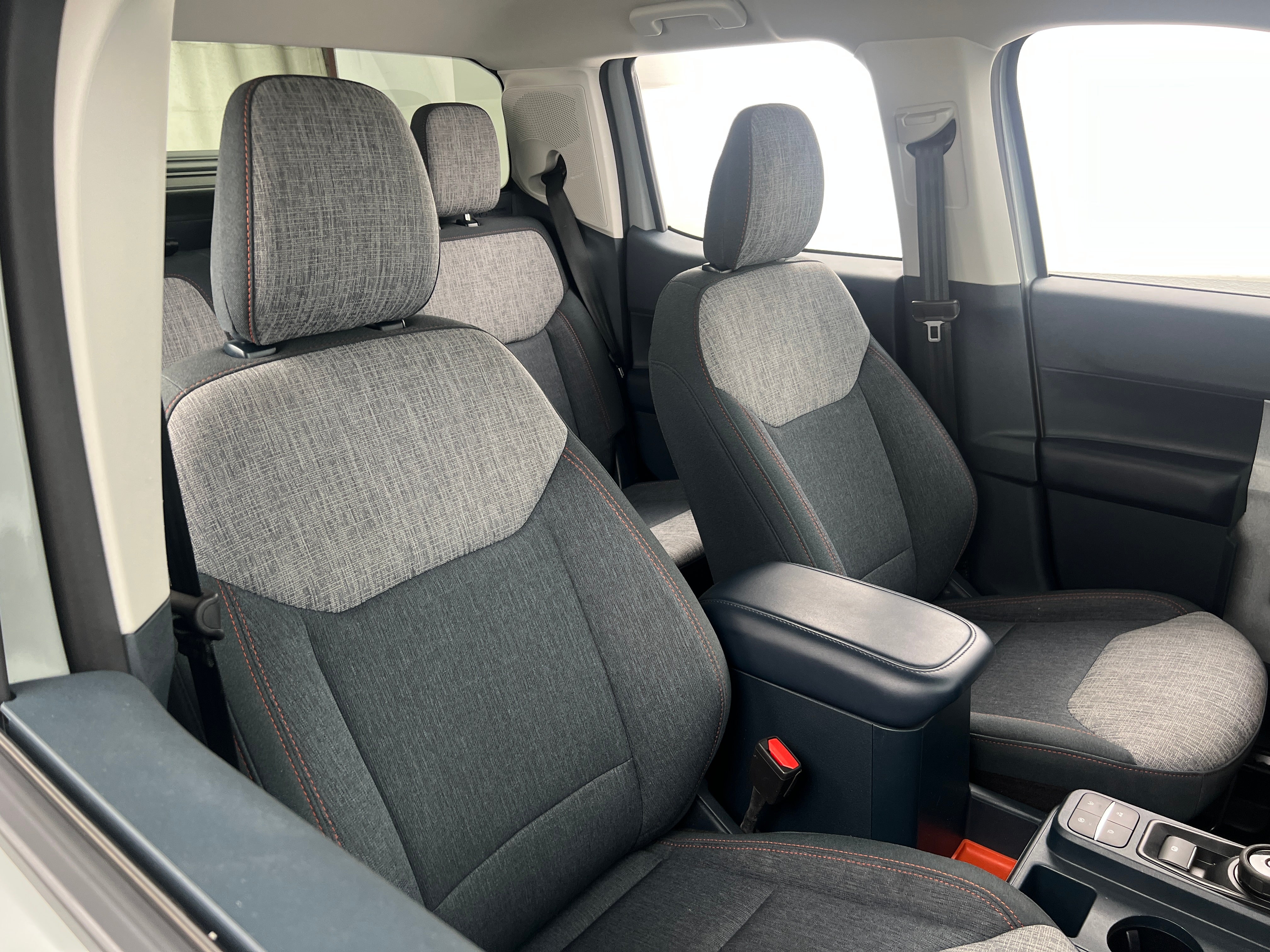 2023 Ford Maverick XLT 2