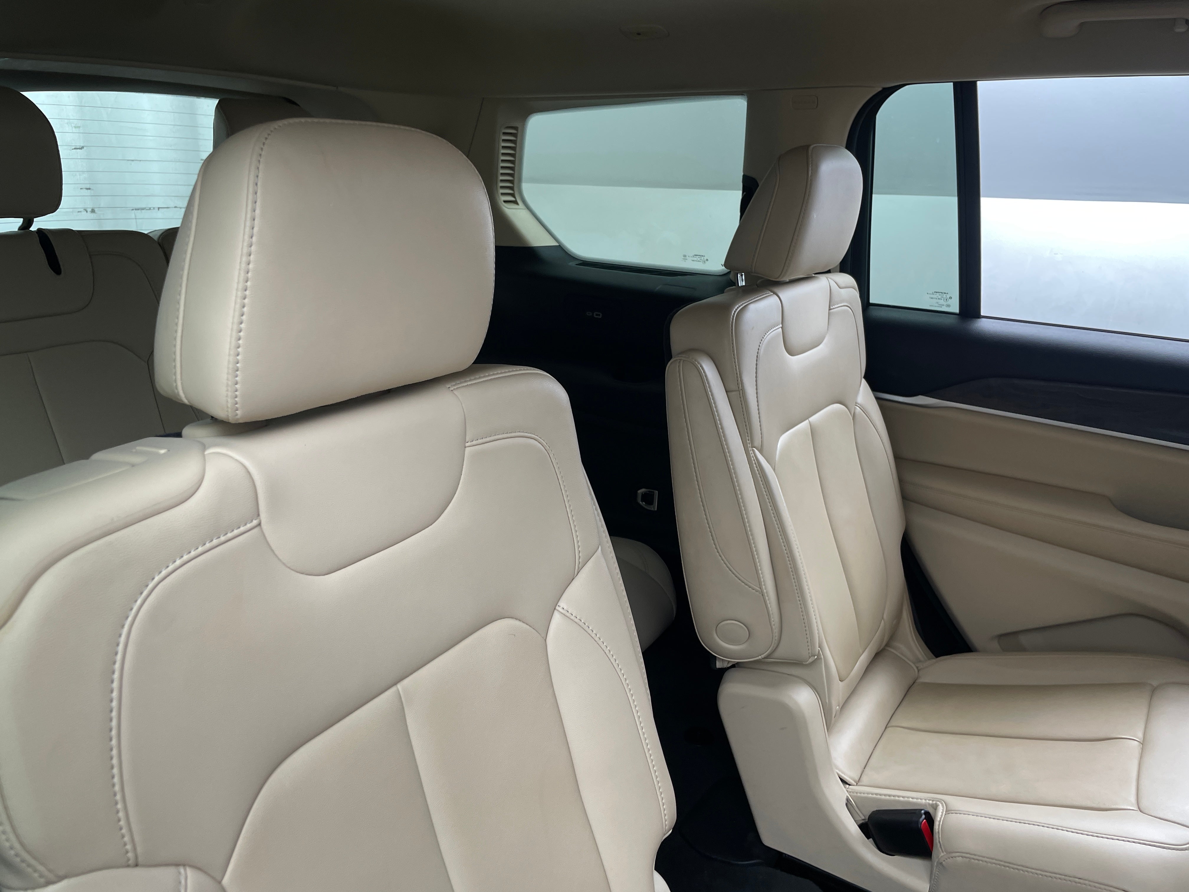 2021 Jeep Grand Cherokee L Limited Edition 5