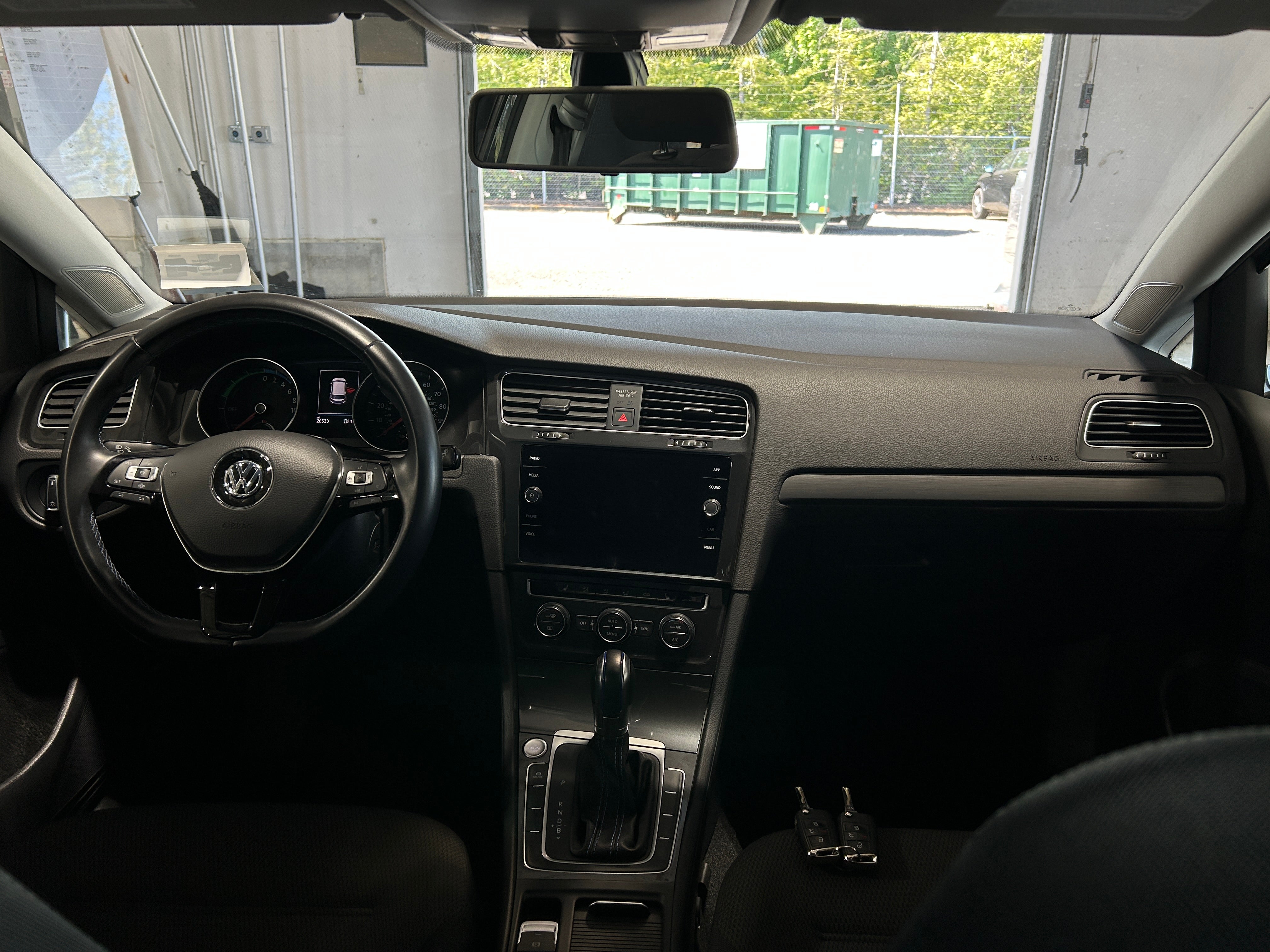 2019 Volkswagen e-Golf SE 3
