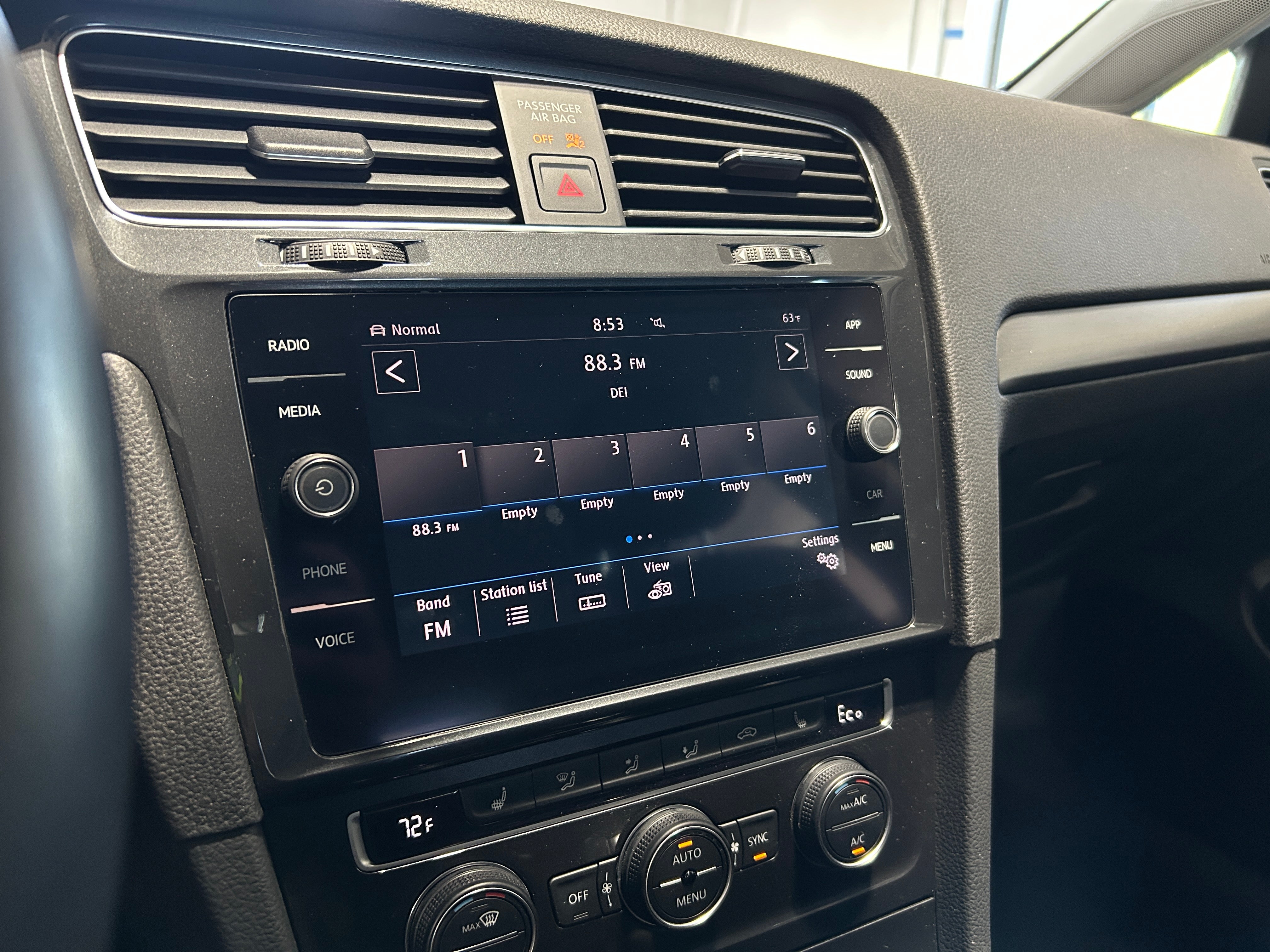 2019 Volkswagen e-Golf SE 4