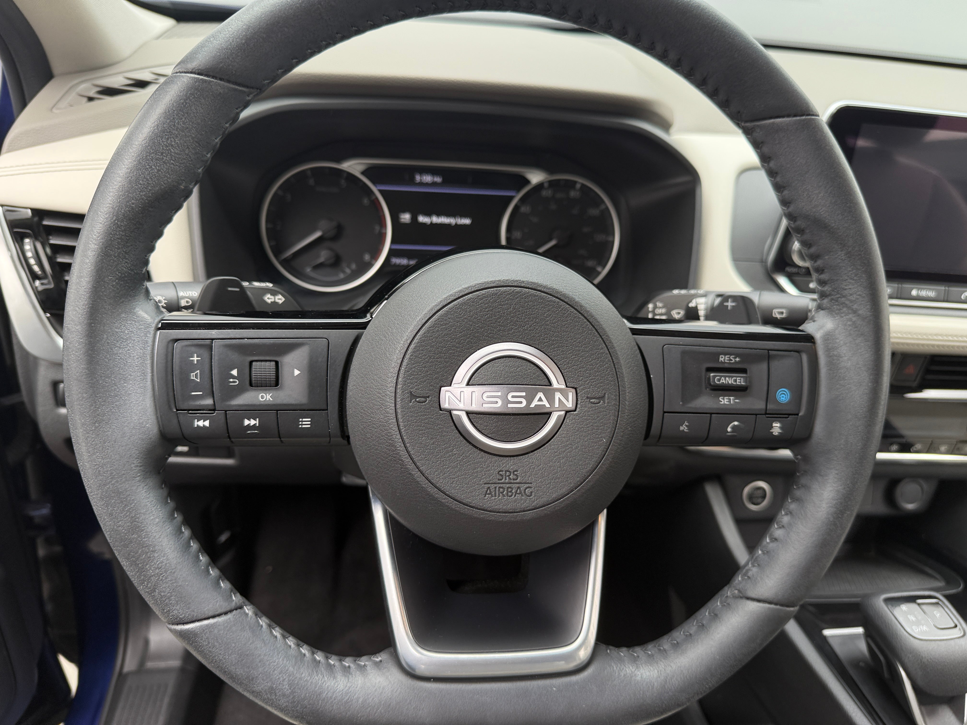 2022 Nissan Rogue SV 5
