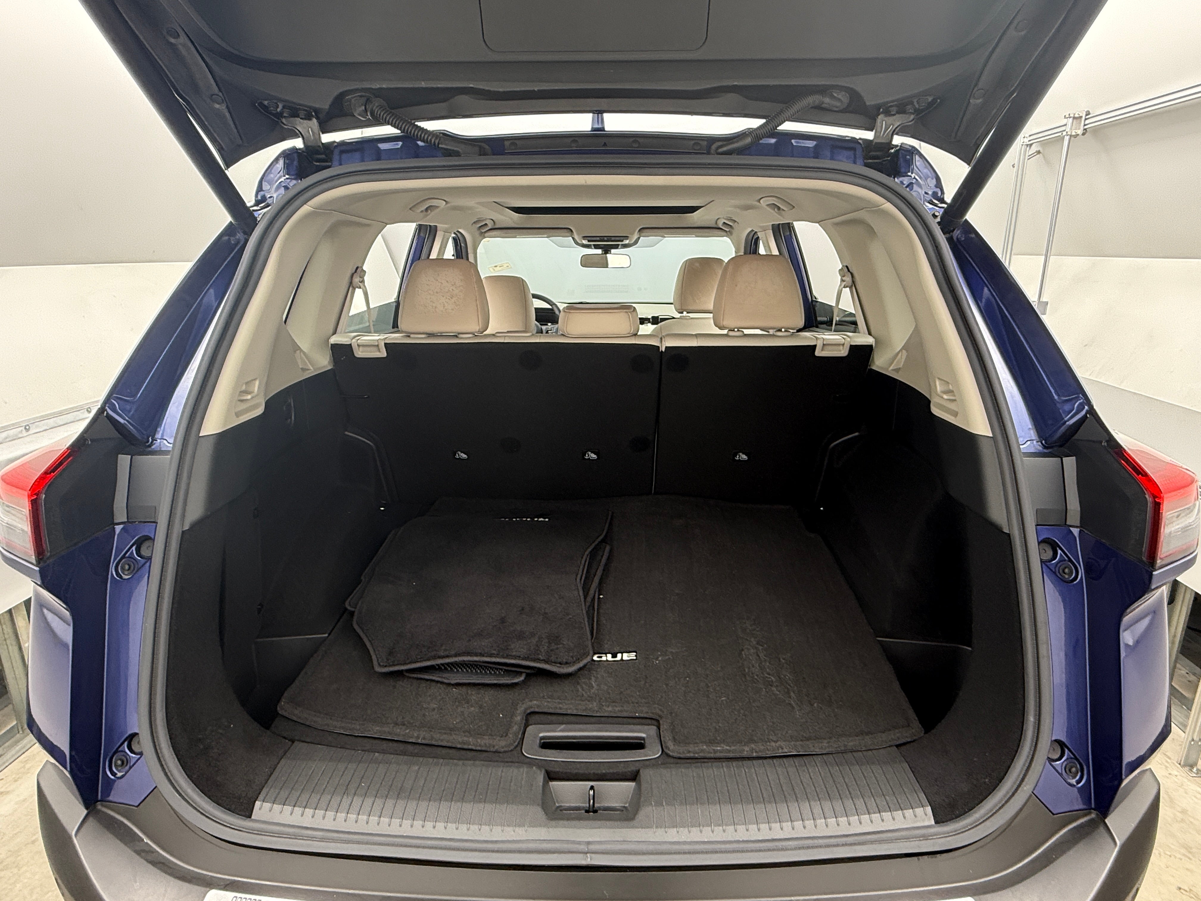 2022 Nissan Rogue SV 7