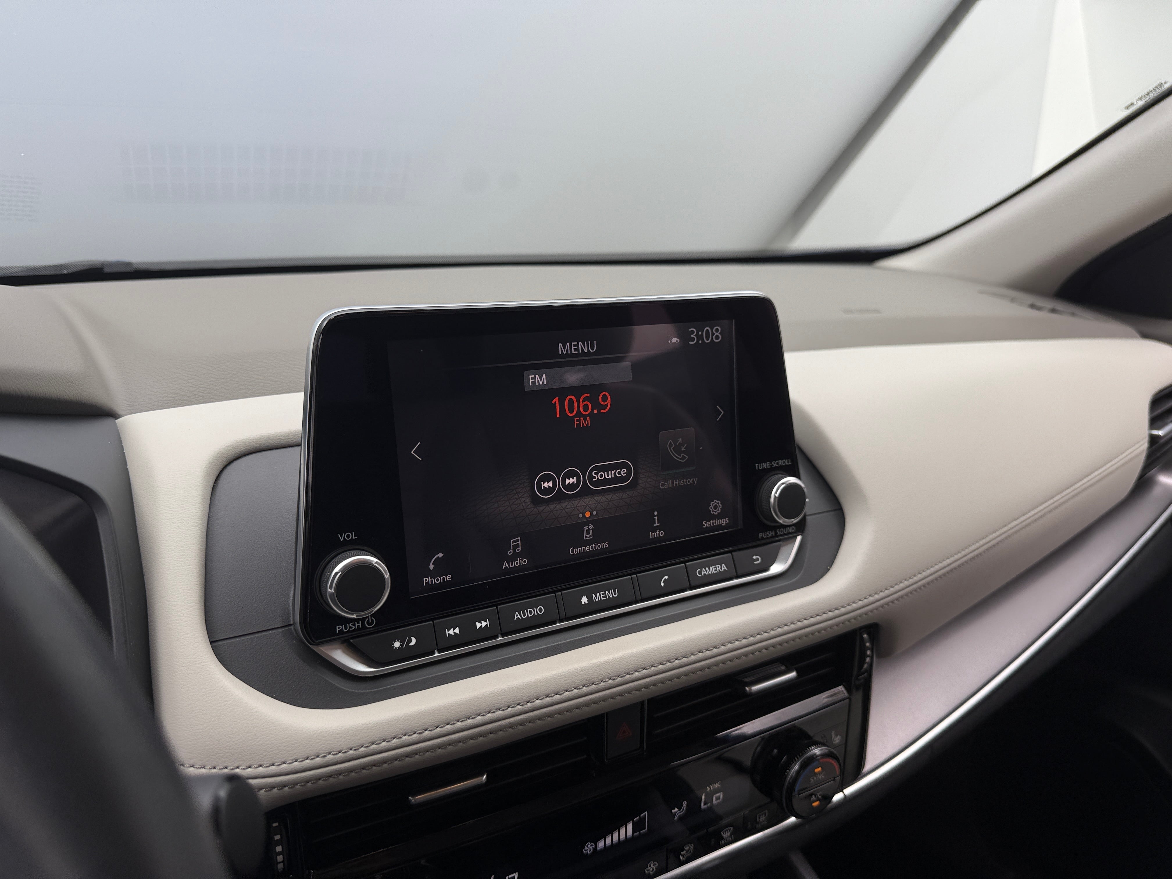2022 Nissan Rogue SV 4