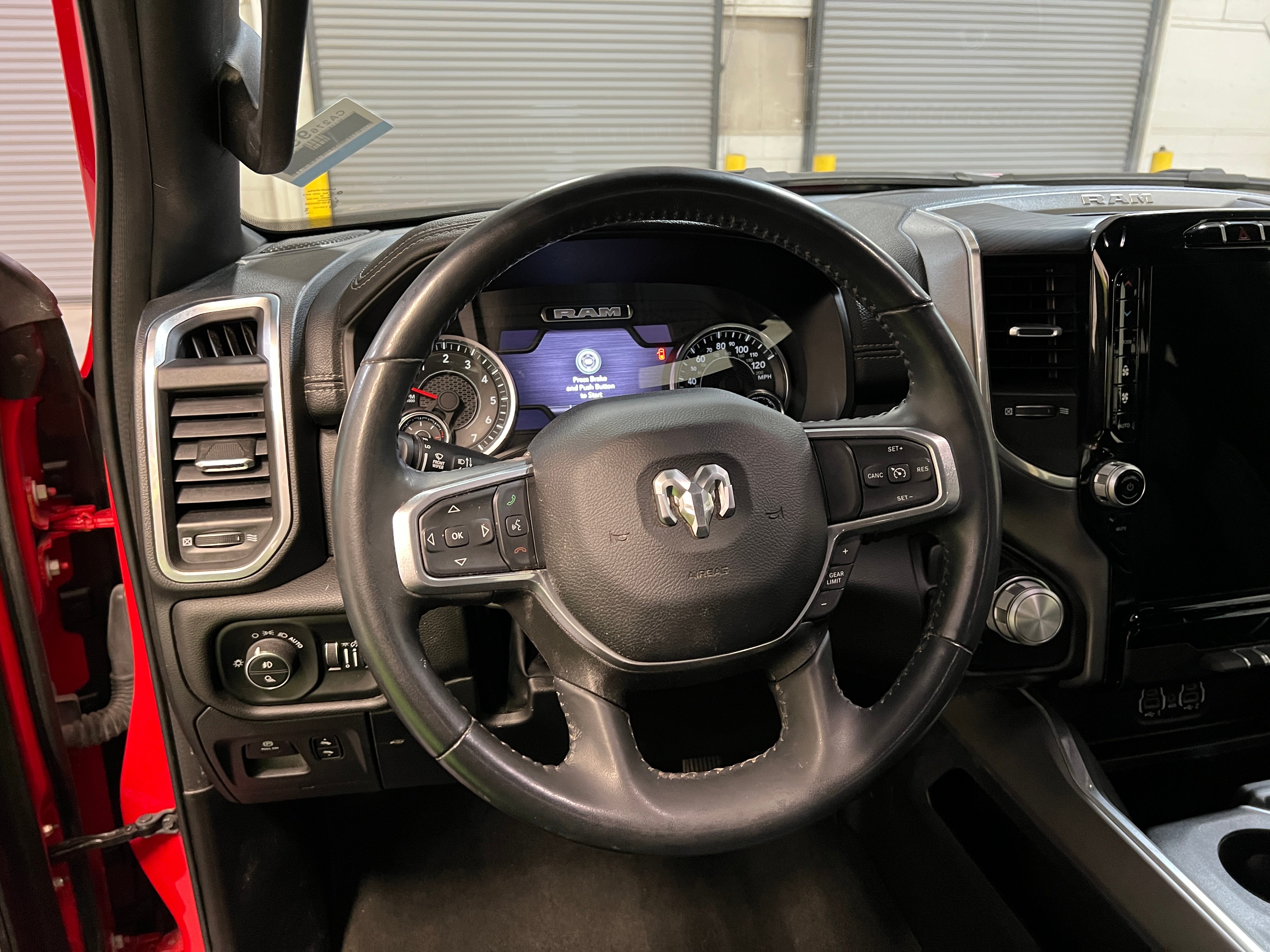 2023 RAM 1500 Laramie 5
