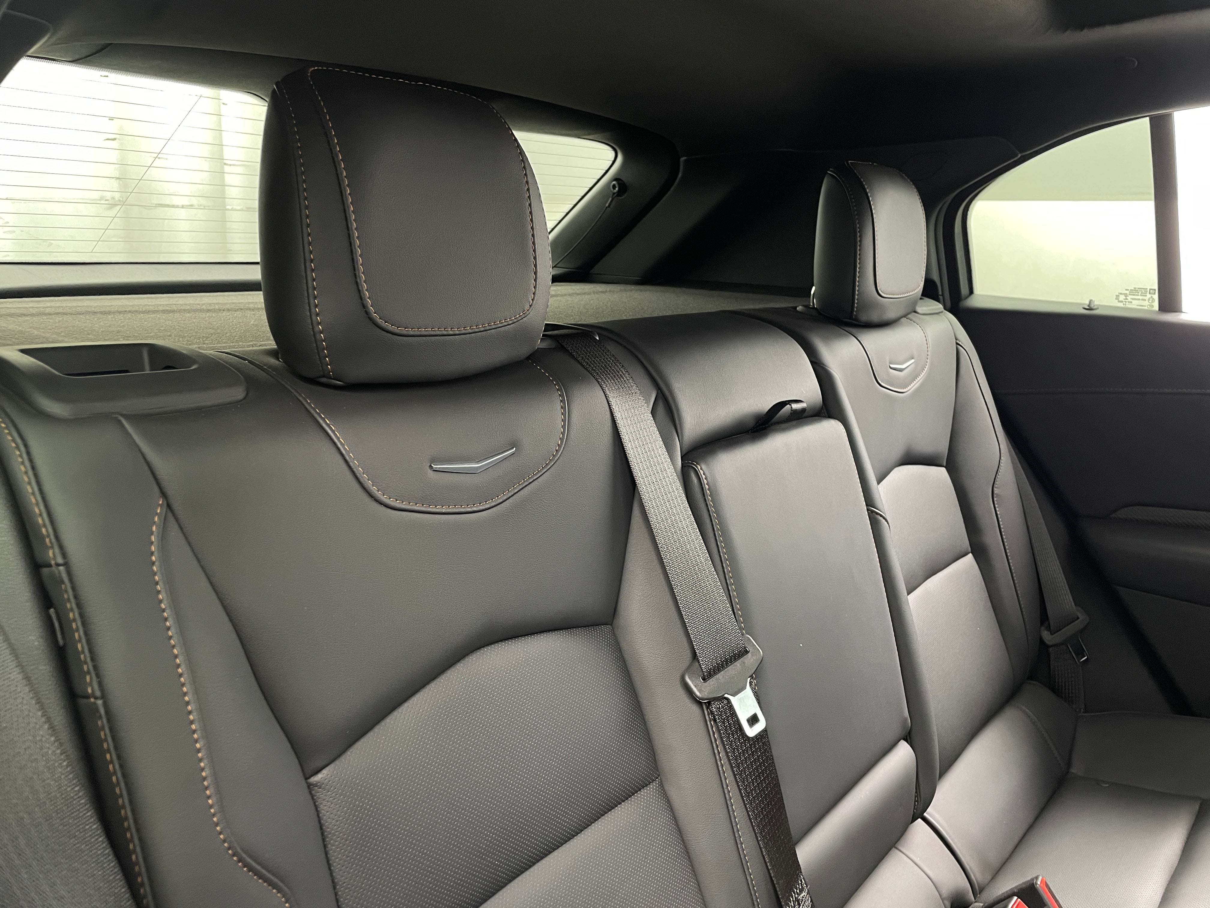 2022 Cadillac XT4 Sport 5
