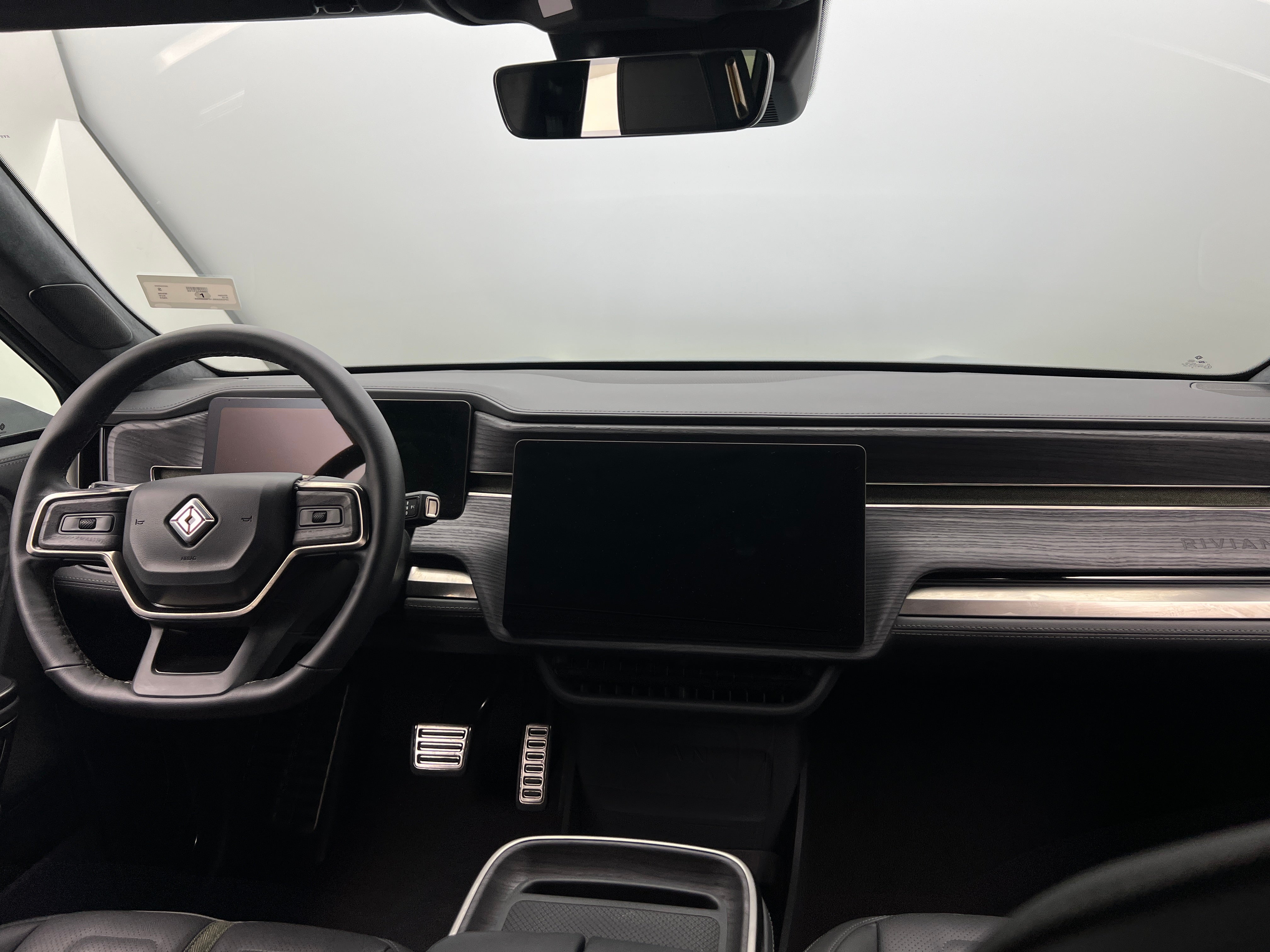 2023 Rivian R1S Launch Edition 2