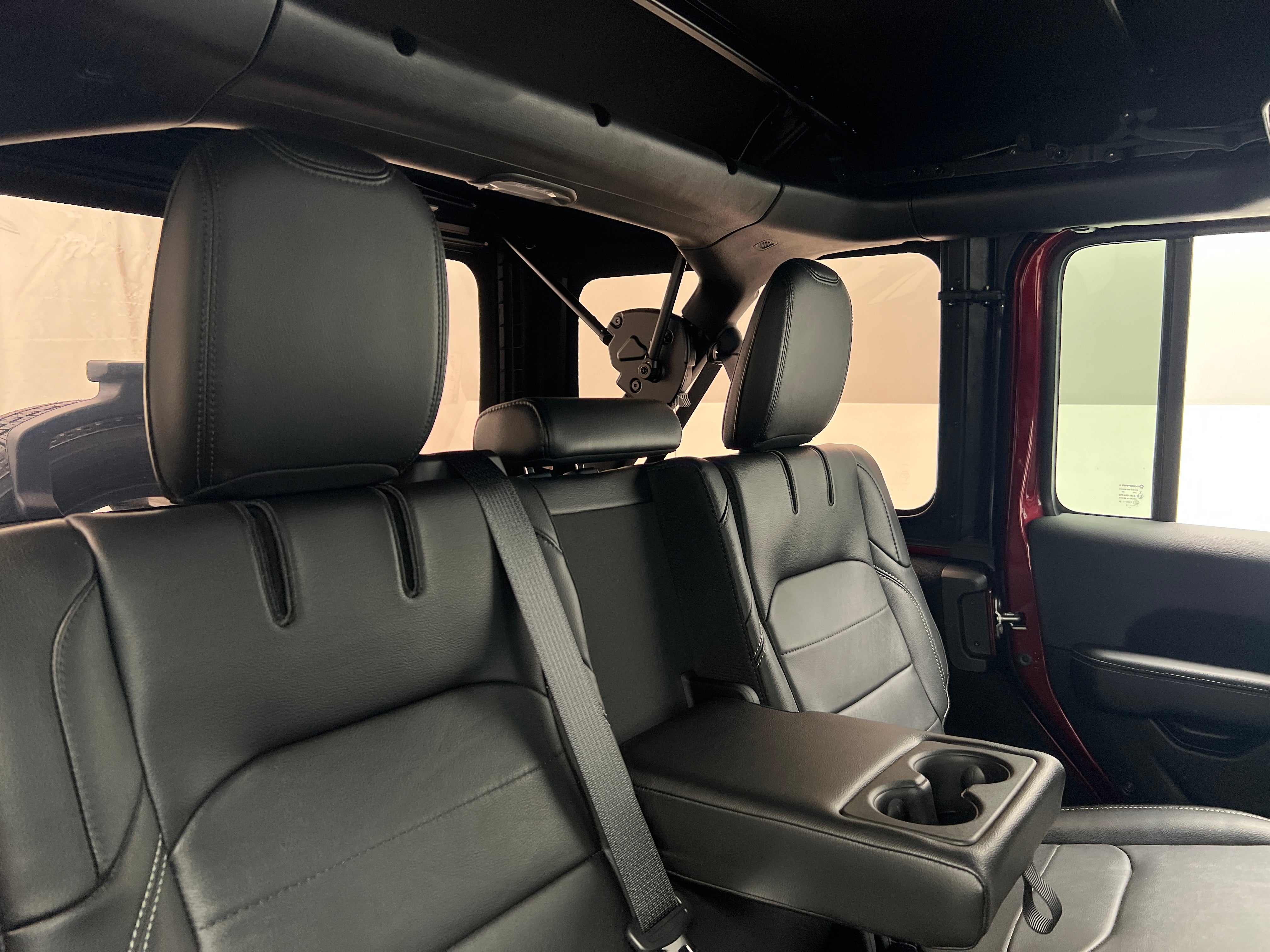 2022 Jeep Wrangler Unlimited Sahara 4xe 5
