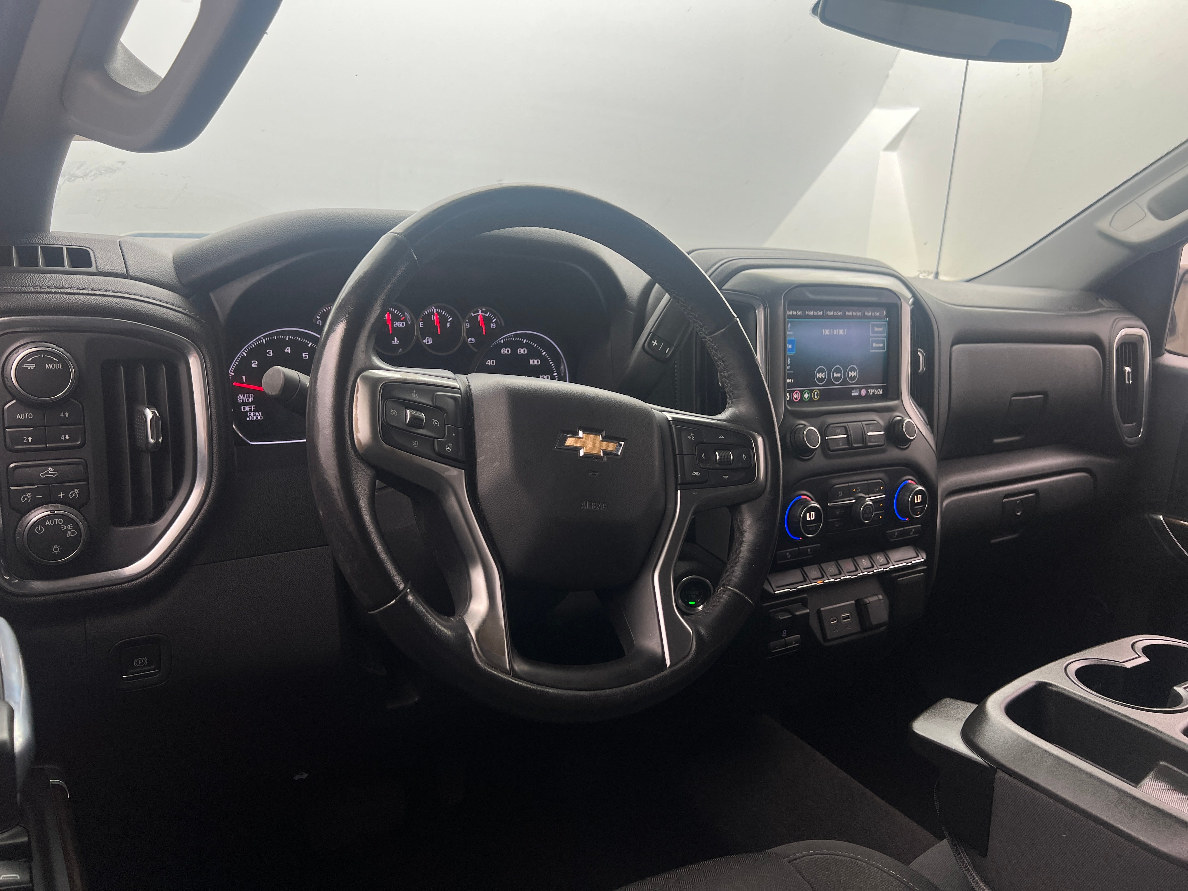 2020 Chevrolet Silverado 1500 LT 3
