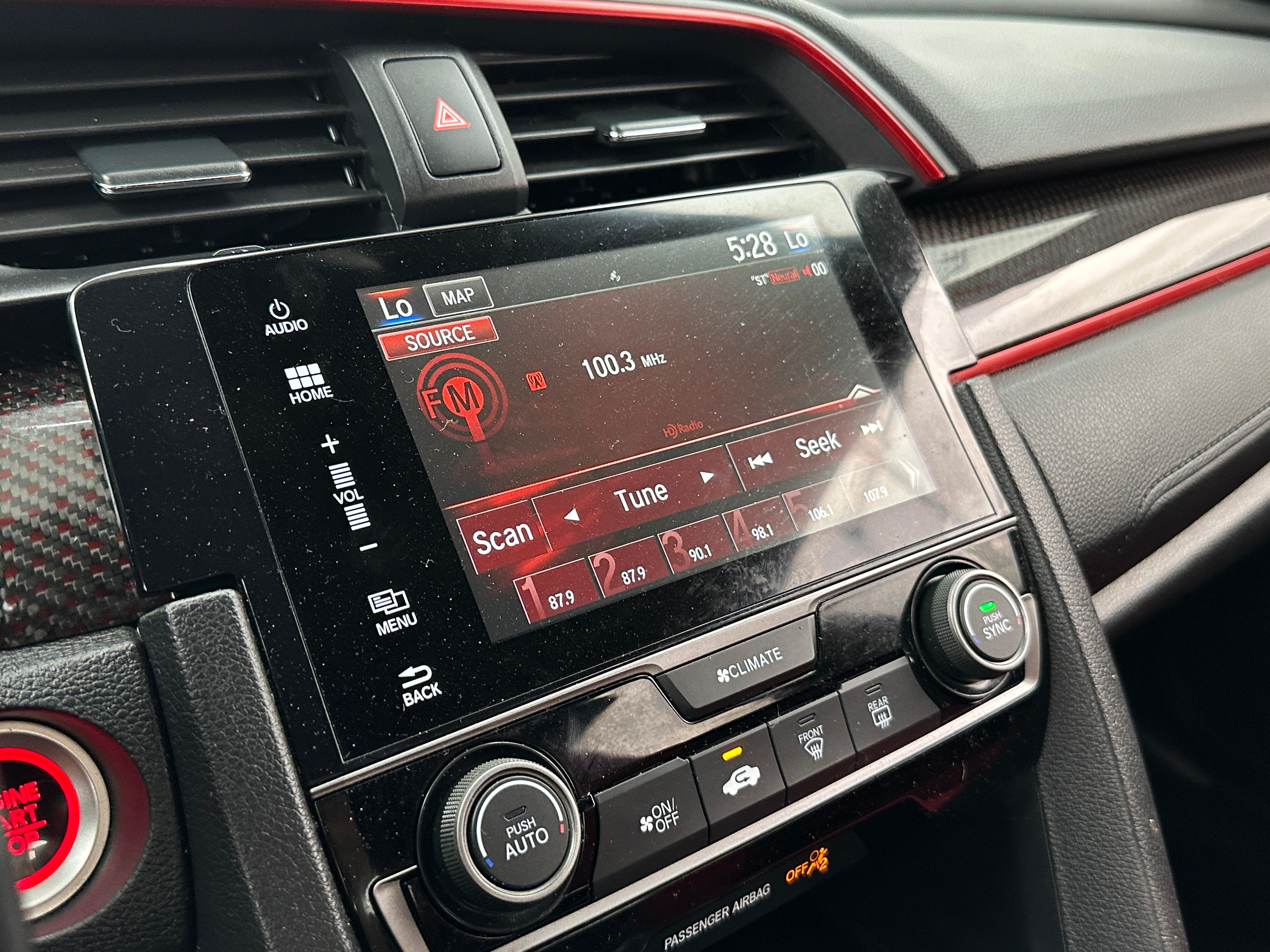 2017 Honda Civic Touring 4