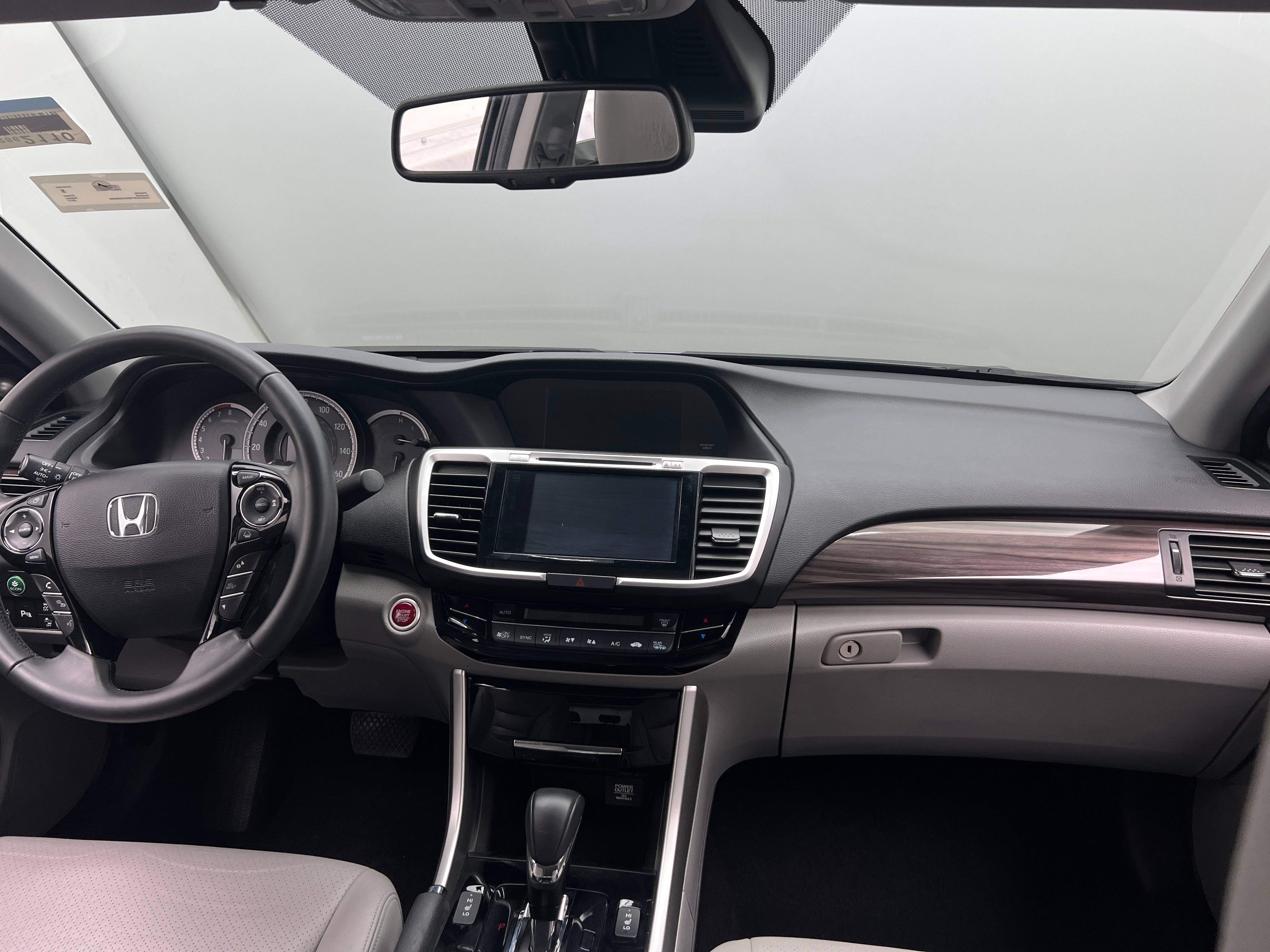 2017 Honda Accord Touring 2