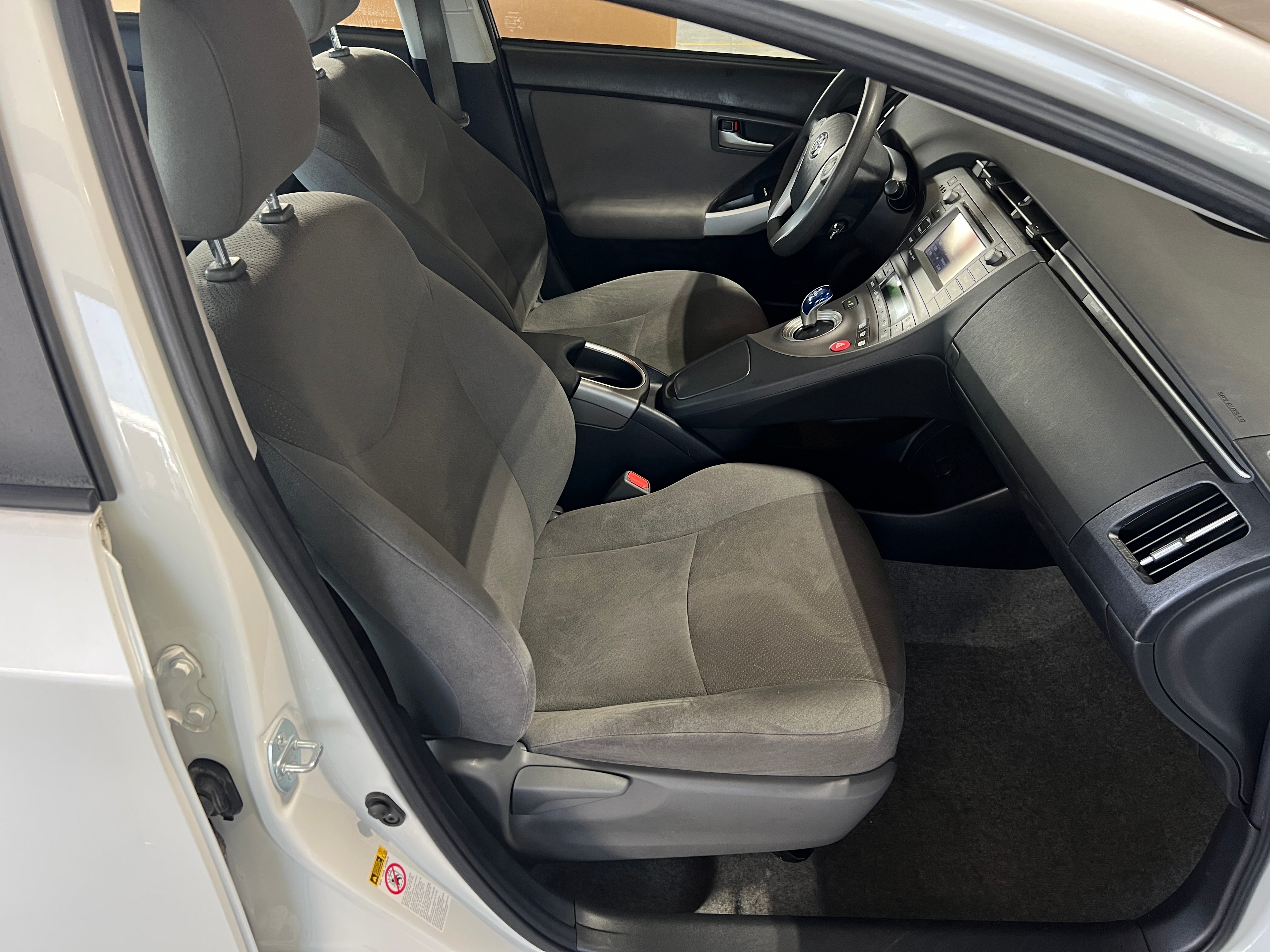 2015 Toyota Prius Three 2
