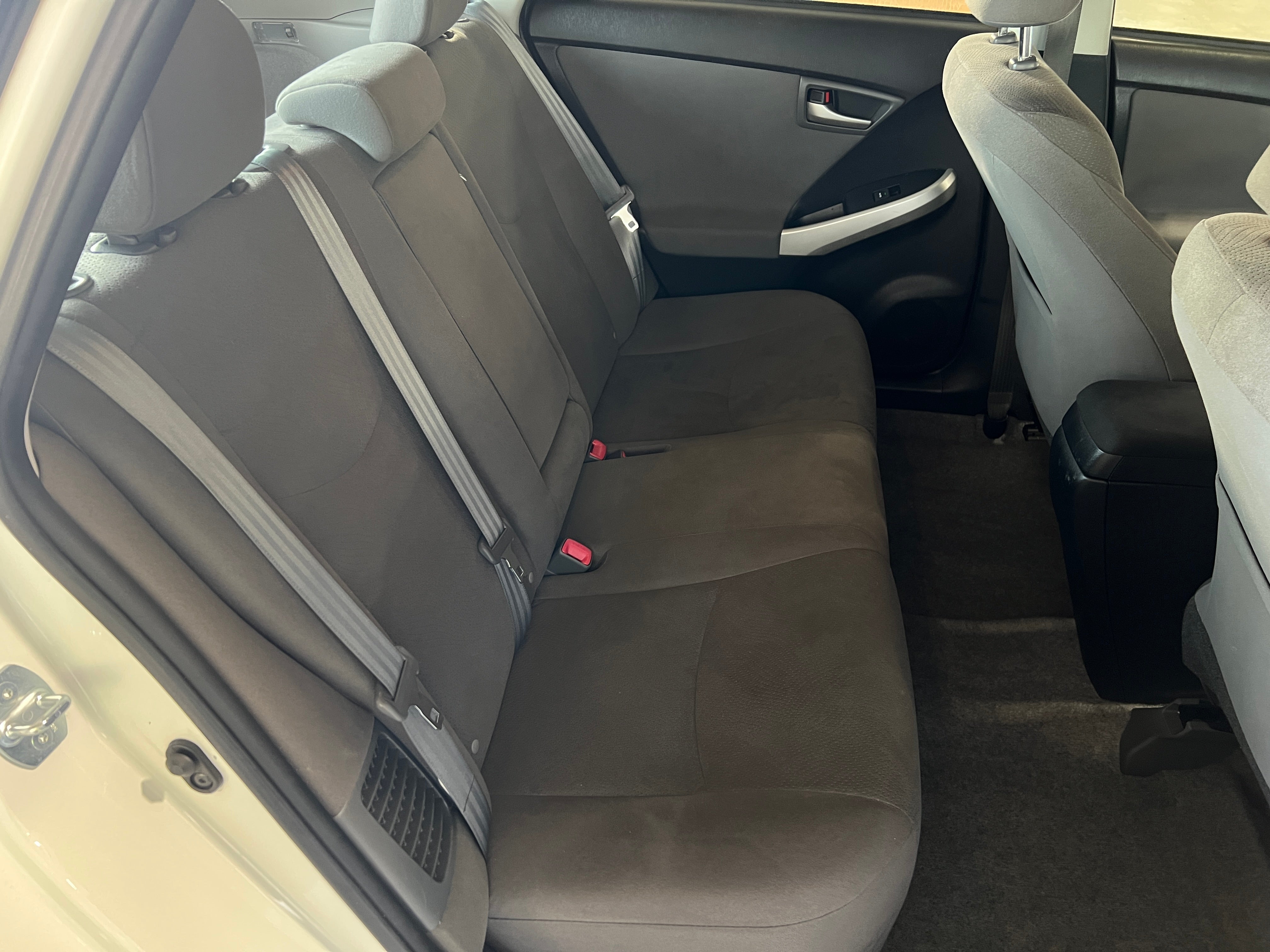 2015 Toyota Prius Three 6