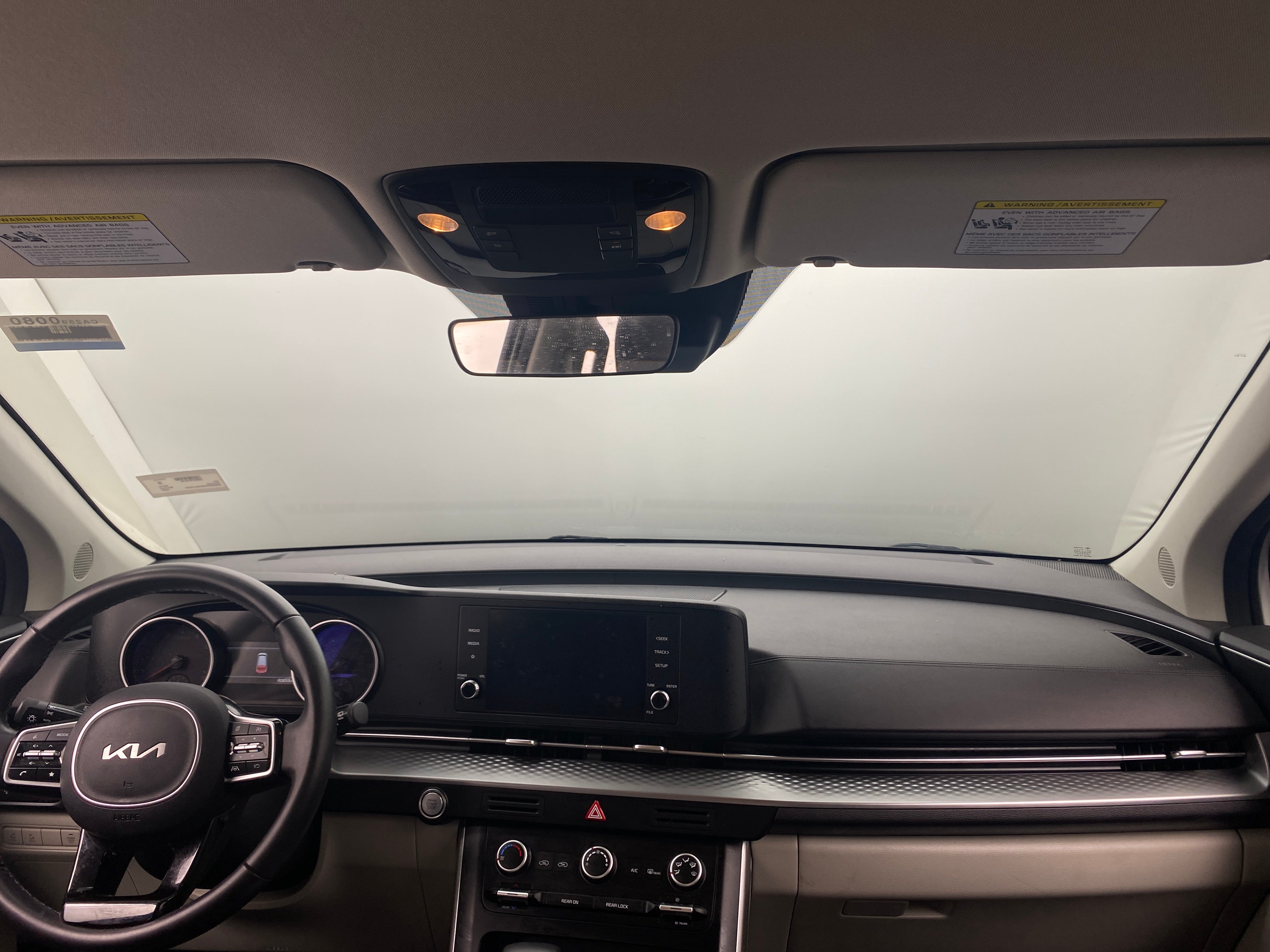 2023 Kia Carnival LX 2