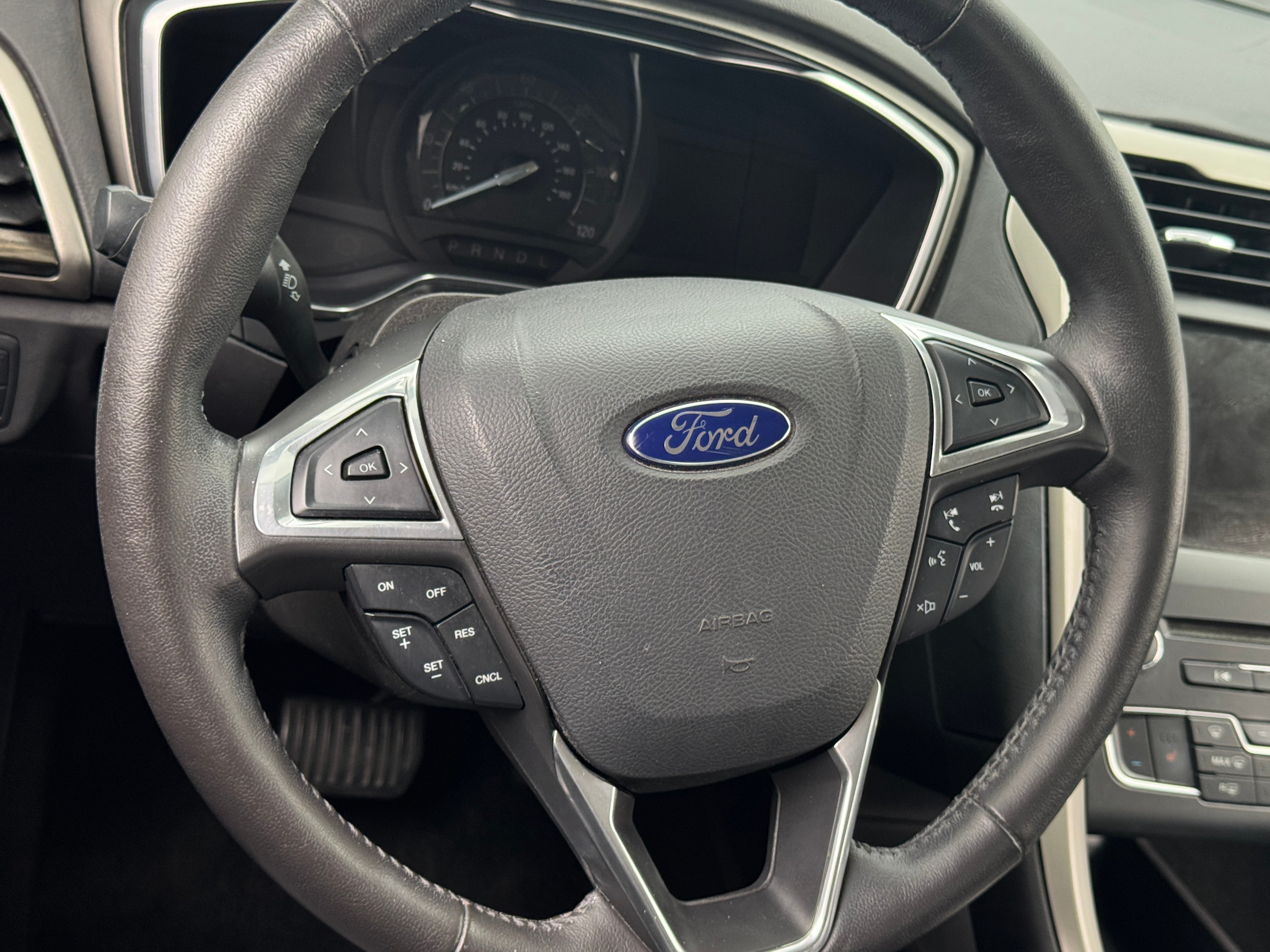 2016 Ford Fusion  4