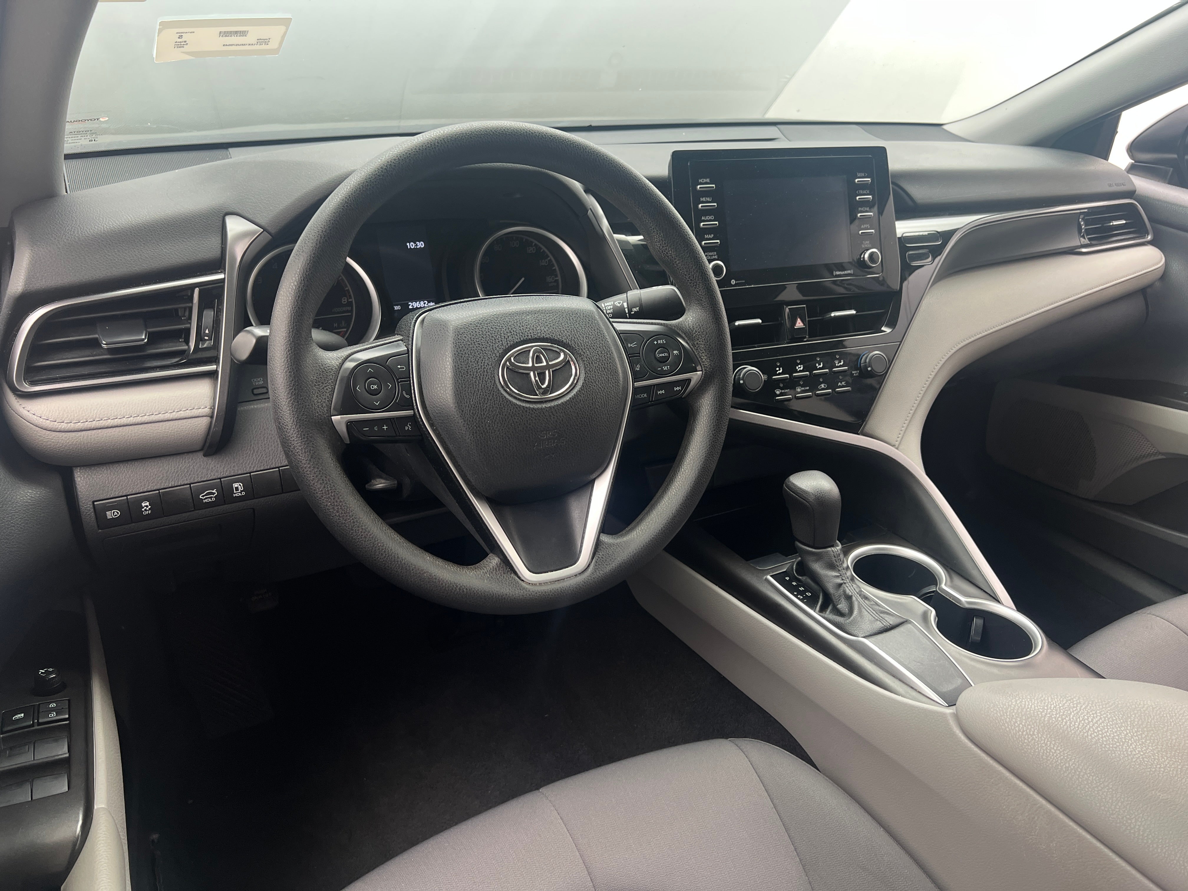 2021 Toyota Camry LE 3
